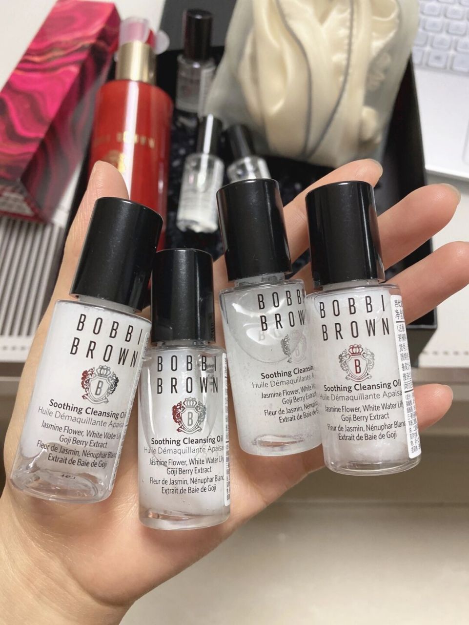 芭比布朗卸妆油7615 别人的都是液体,我收到一盒冰碴子[笑哭]