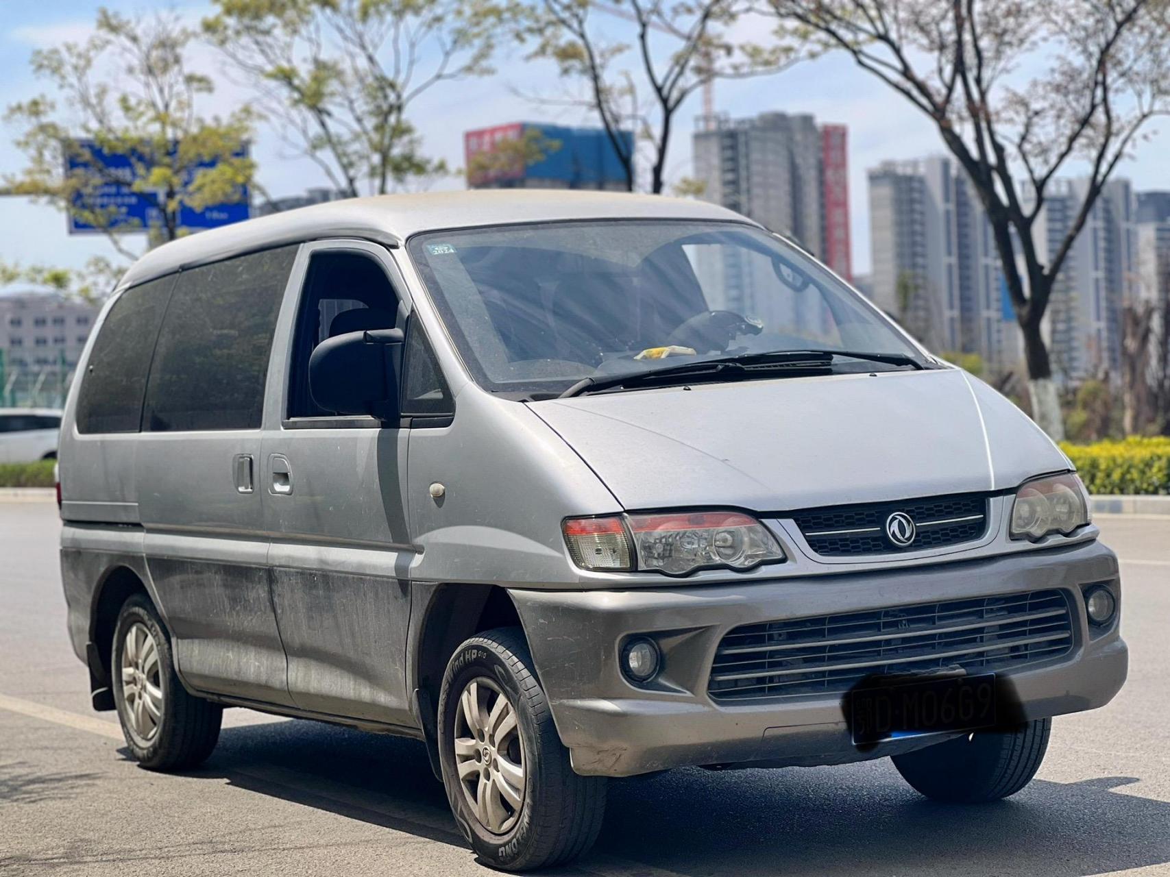 6的排量,7座商务面包车