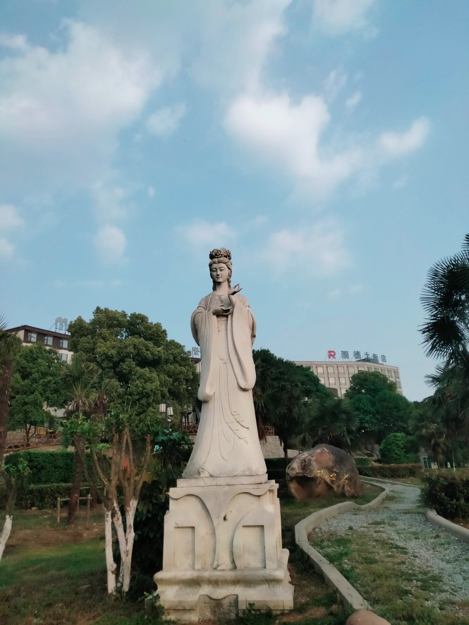 听莫愁女的故事,五星推荐一个穷游胜地 莫愁女,战国末期楚国效郢石城