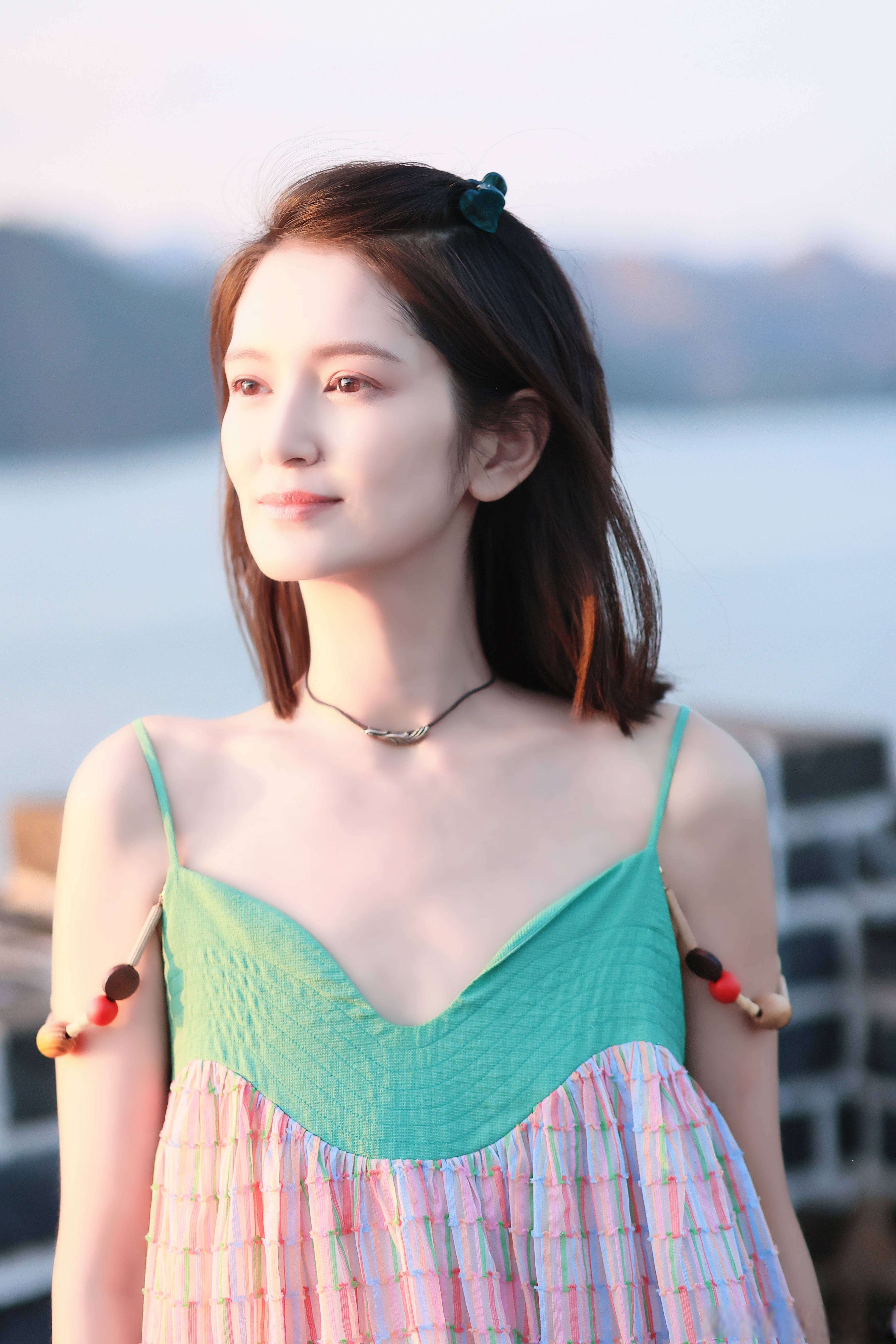 中秋节又到了#中秋赏月季# ,我这不爬长城也能拍