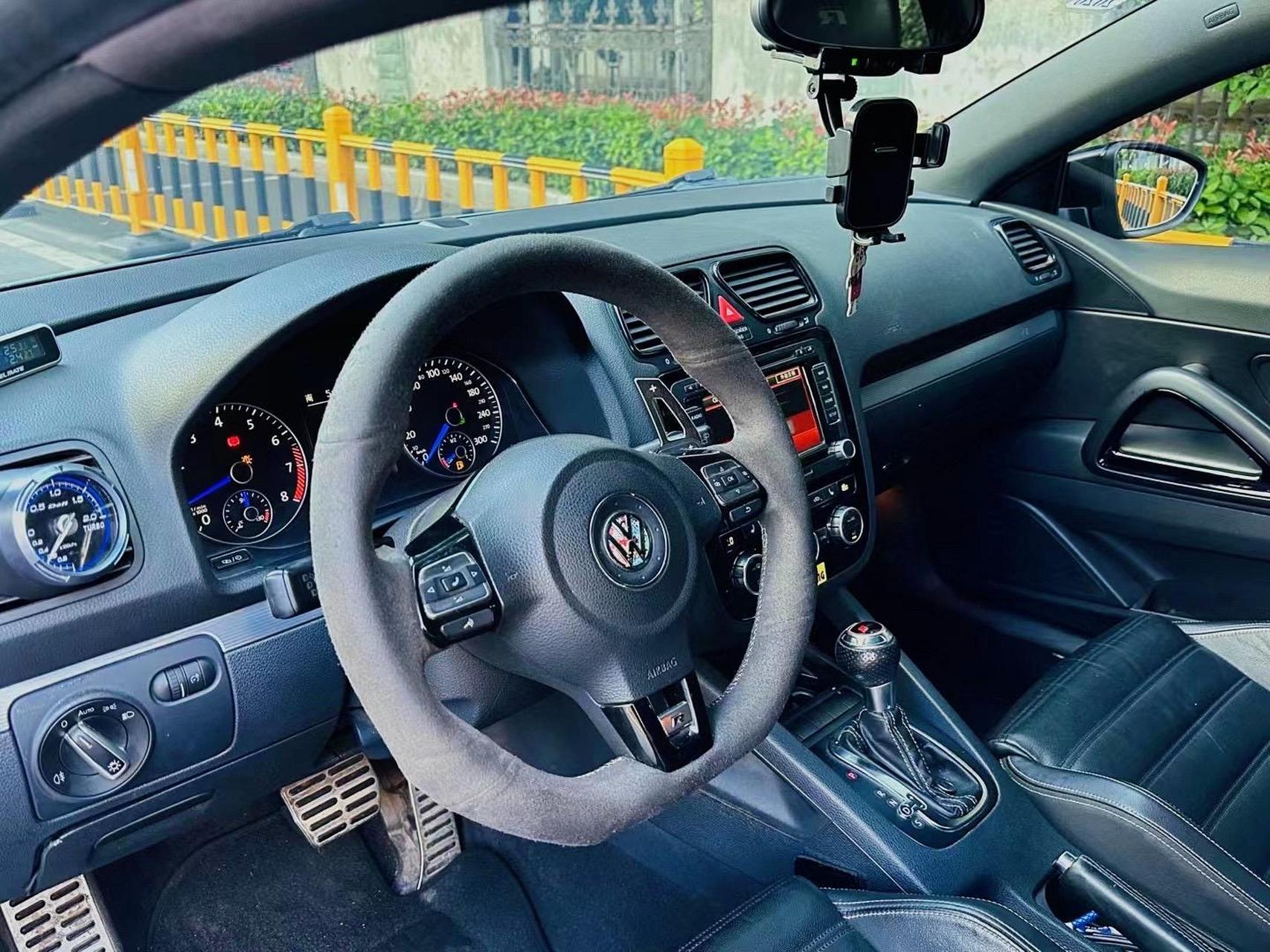 13年尚酷r 蓝针大众 改装大灯 绞牙避震 轮毂 刹车 进气 hg一阶程序