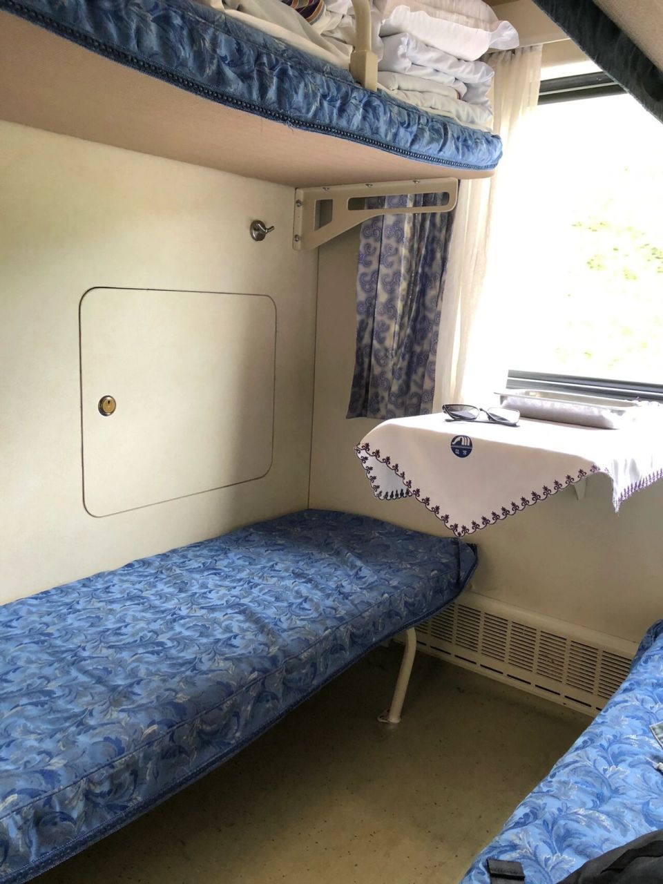 y762次丽江-大理,硬卧代硬座,独享车厢,太宽敞啦99