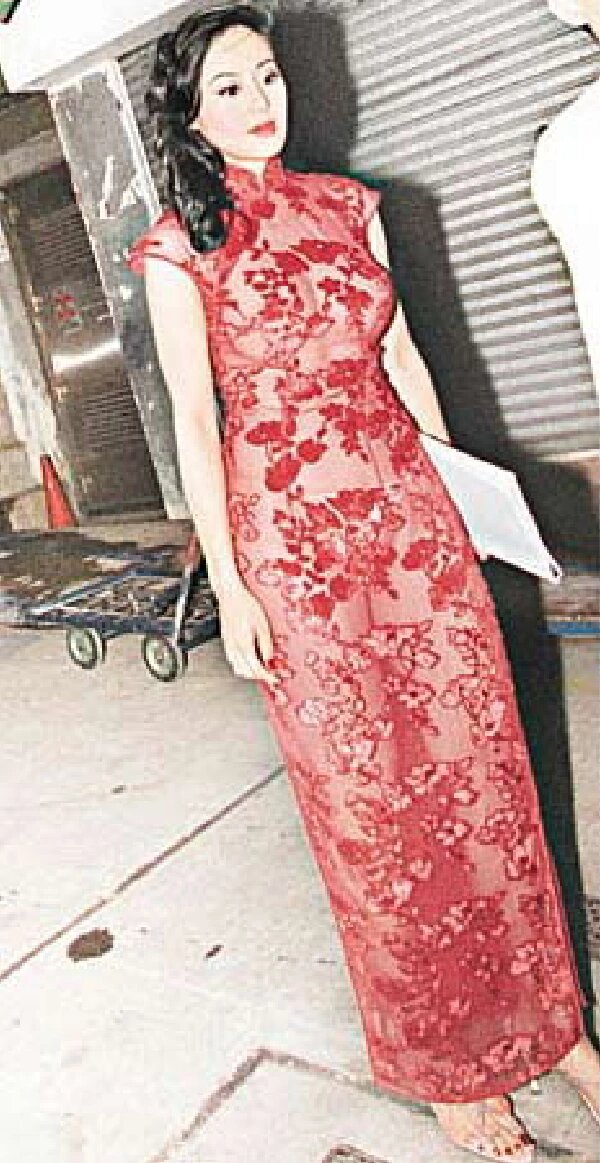 章小蕙红色迷人旗袍