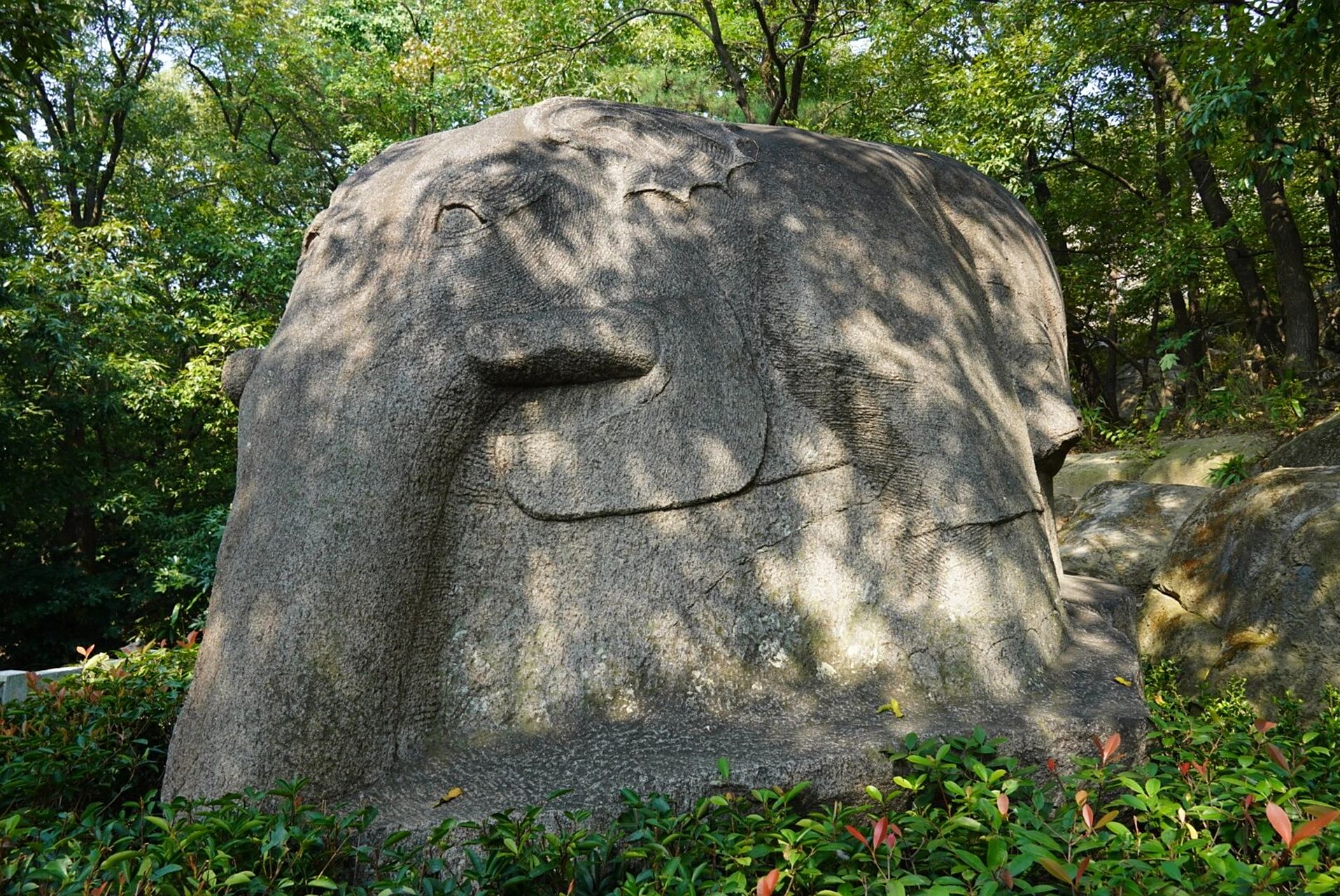 【连云港文化遗产】孔望山摩崖造像 孔望山摩崖造像位于江苏省连云港