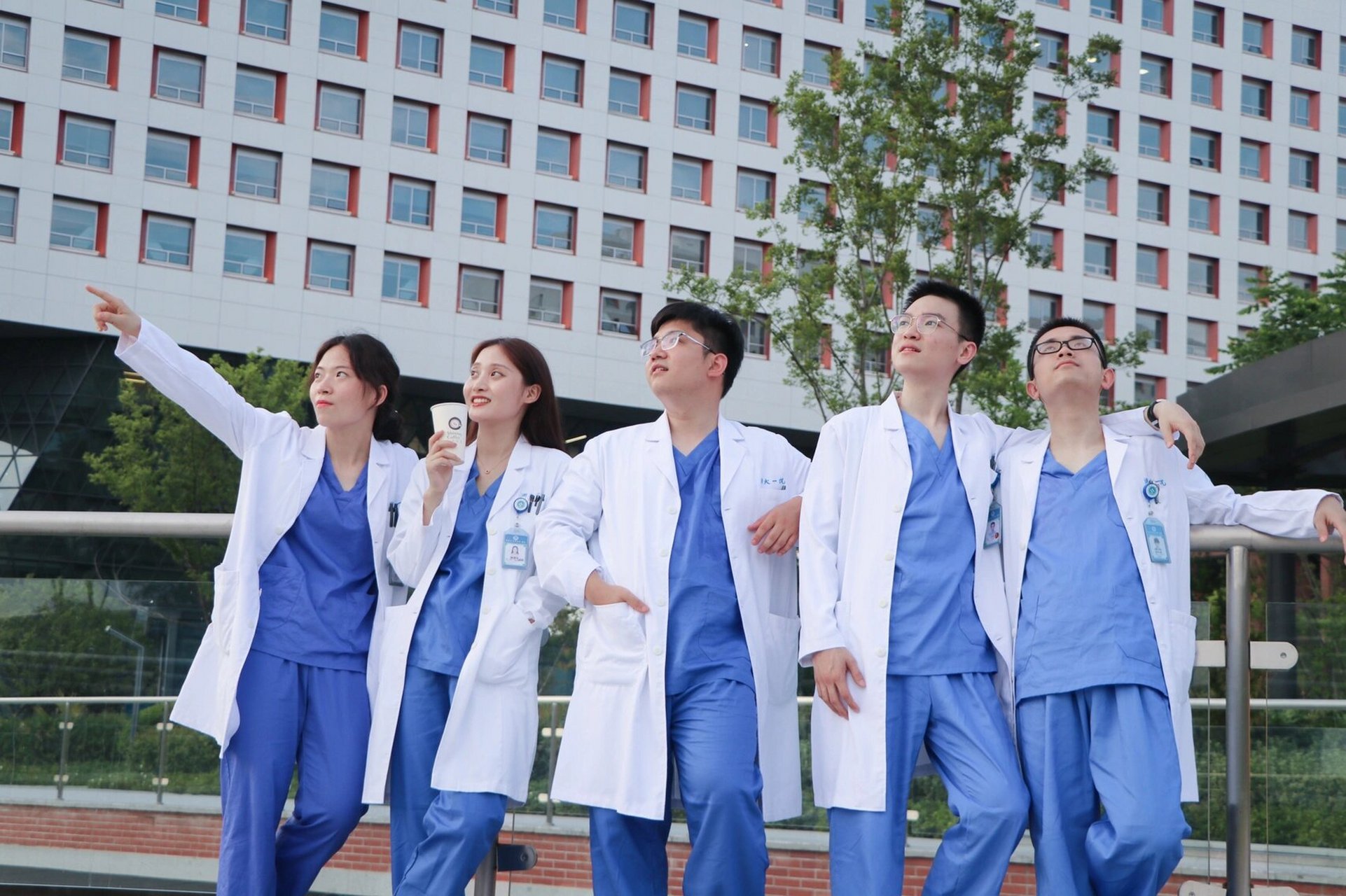 医学生毕业照95|浙大版·机智的医生生活02 泌尿外科/儿科/肿瘤