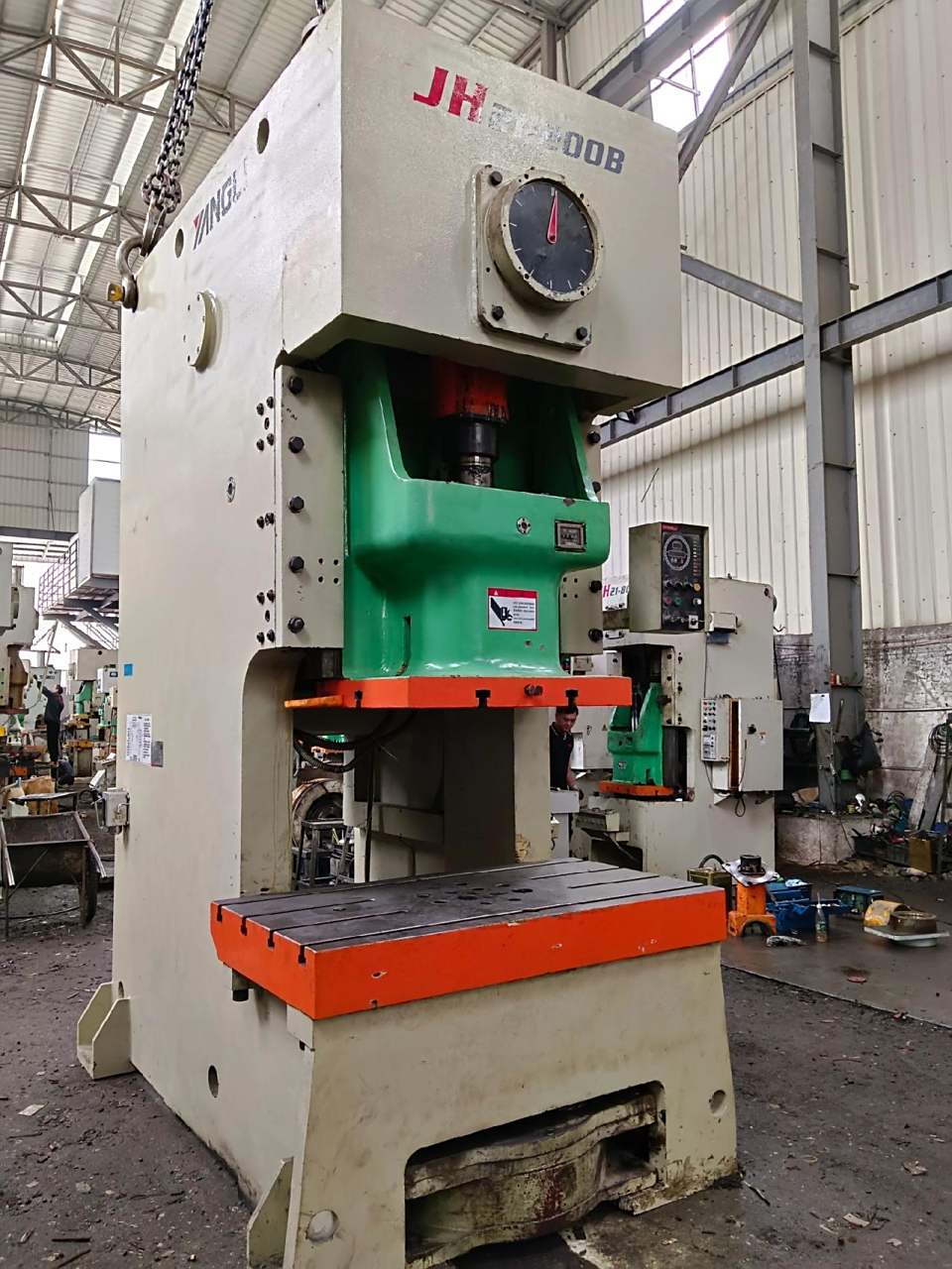 二手气动冲床200吨单轴开式冲床 气动冲床 五金配件 五金冲压 机械