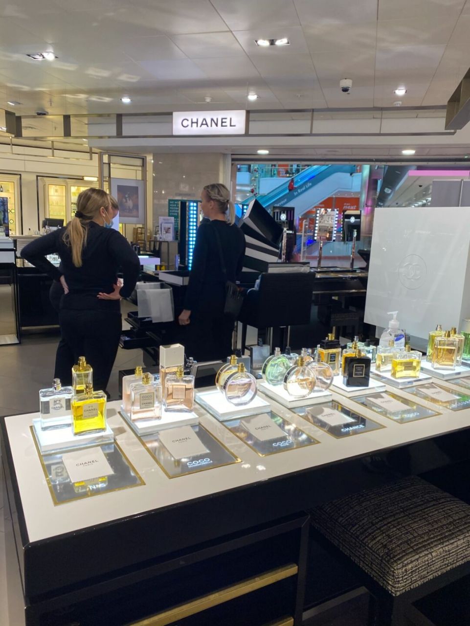 香奈儿香水小样黑五大放送!