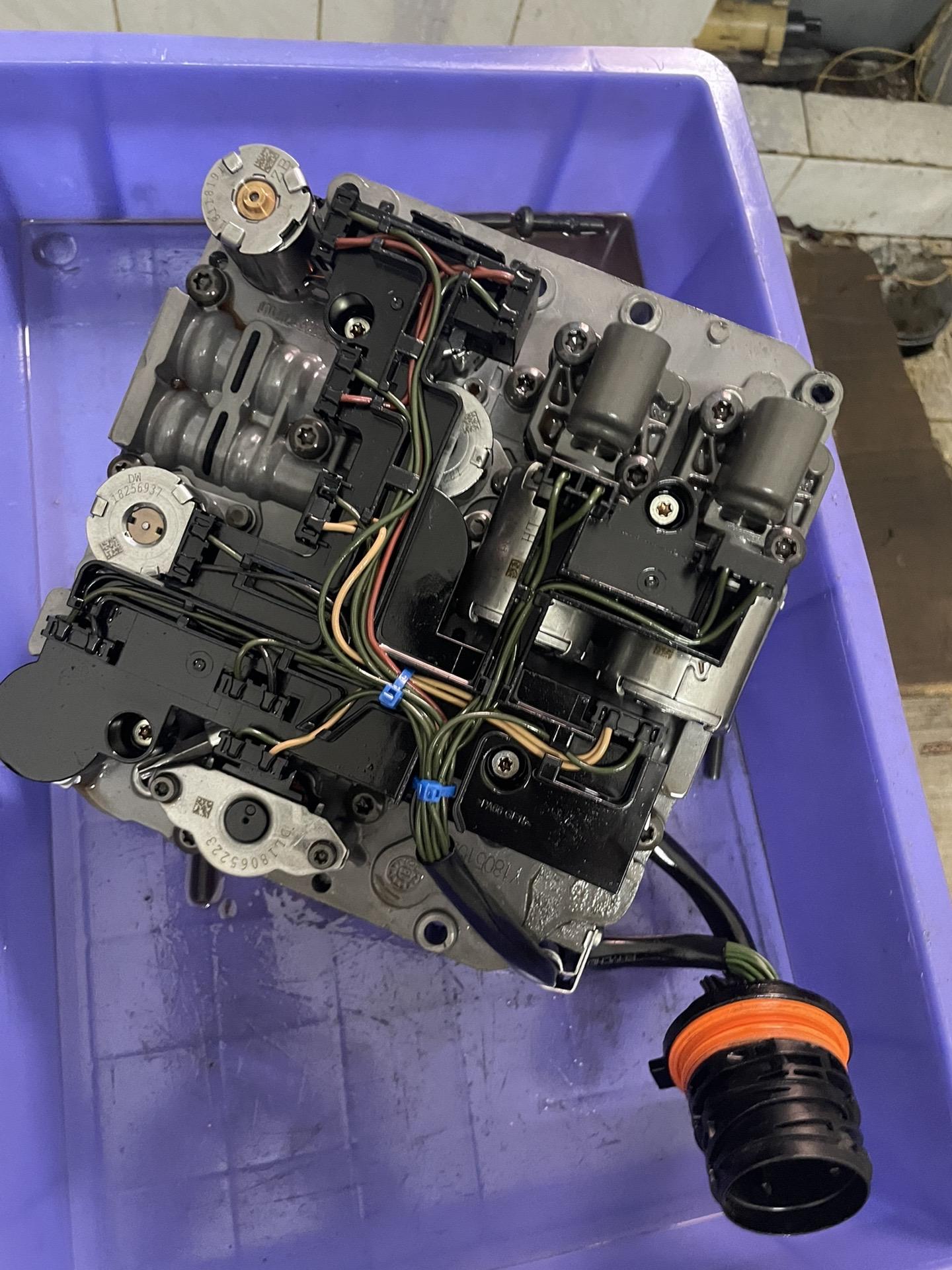 17款比亚迪宋max搭载6速湿式双离合变速箱偶发性不走车故障