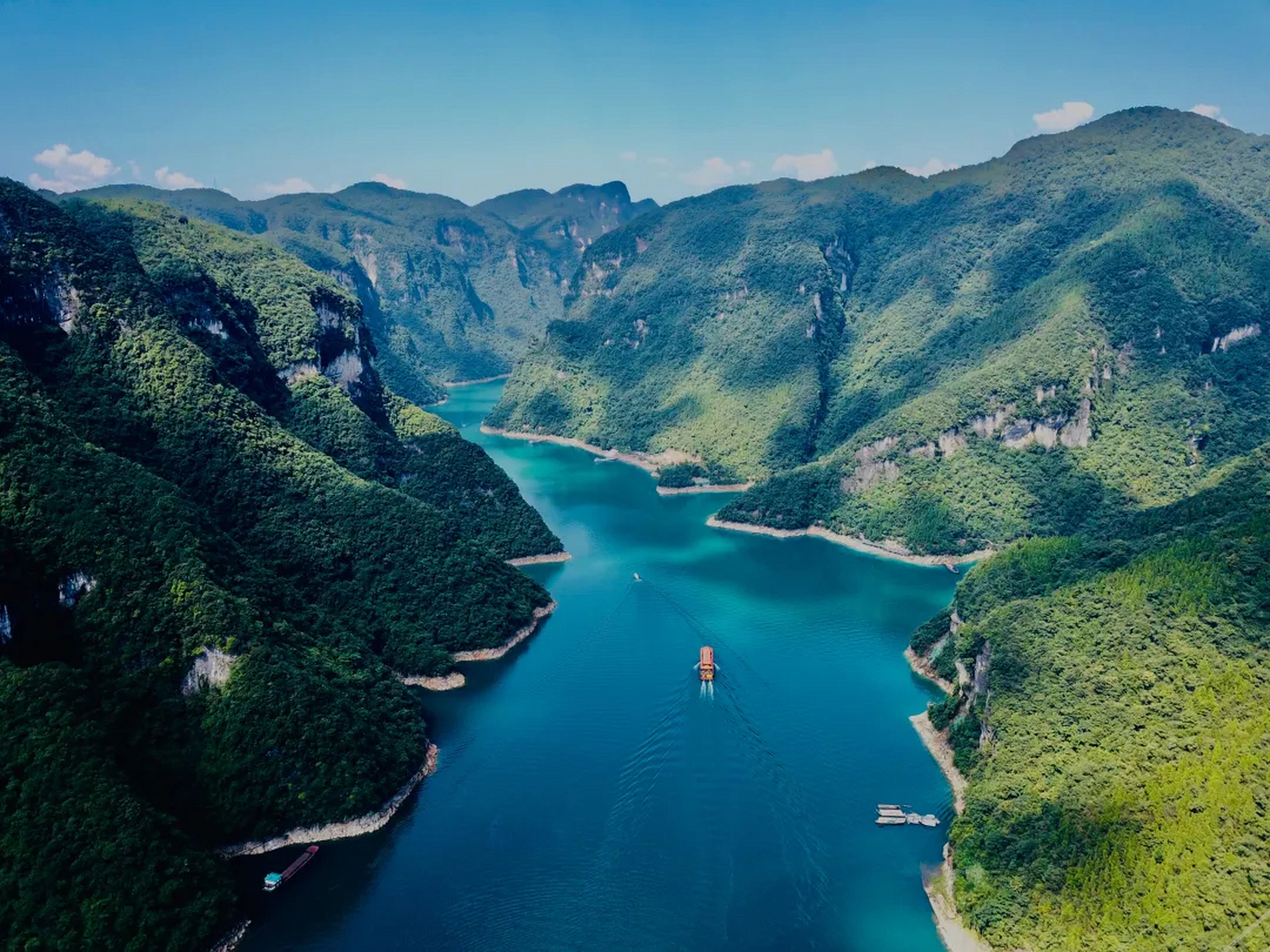 八百里清江美如画,三百里画廊在长阳  #晚安呀湖北#(图/清江画廊景区)