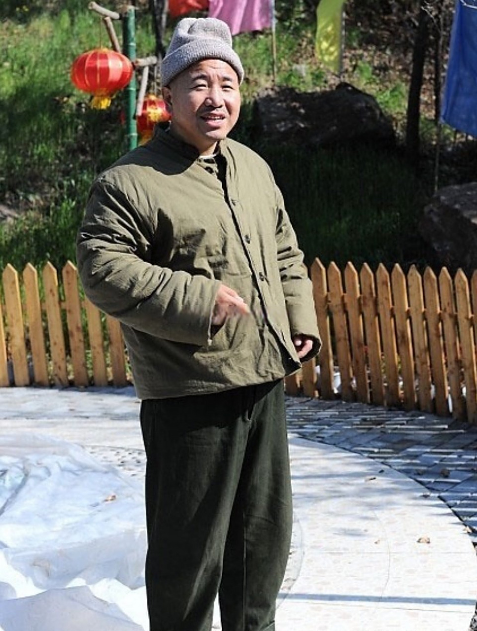 《乡村爱情》下一部,刘能可以带货明星同款了[笑哭]  #肖战肖春生