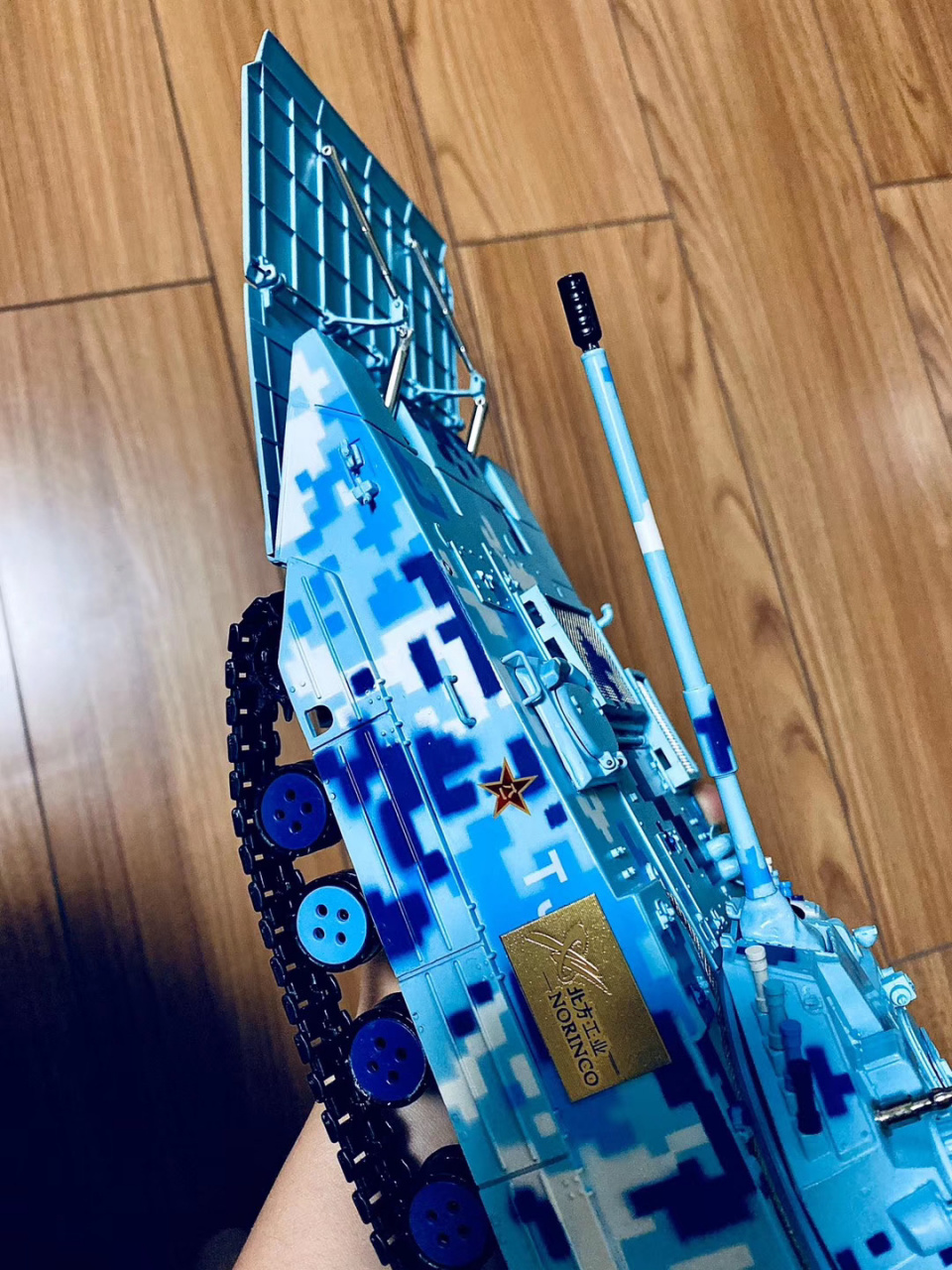 ztd05式两栖装甲突击车 北方工业出品
