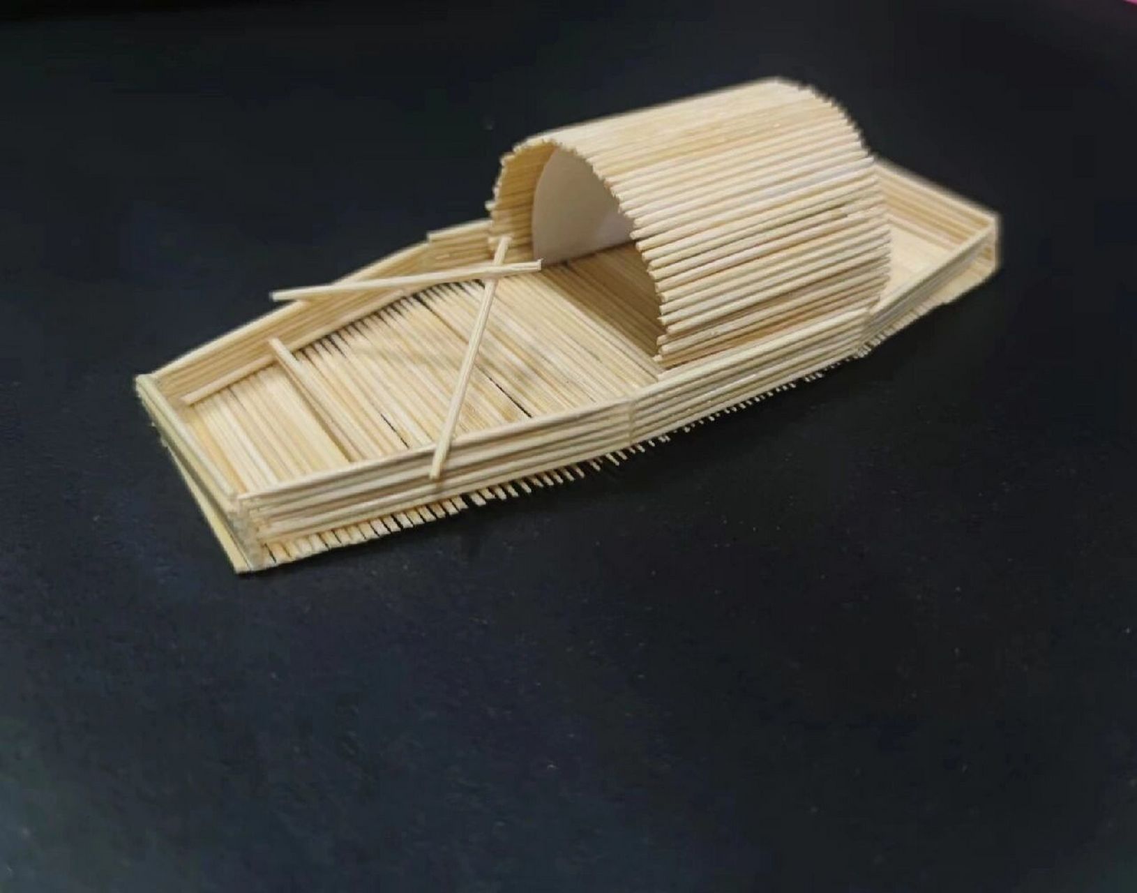 立体构成作业 小木棍 立体构成作业 小木棍的立体构成 材料全是牙签