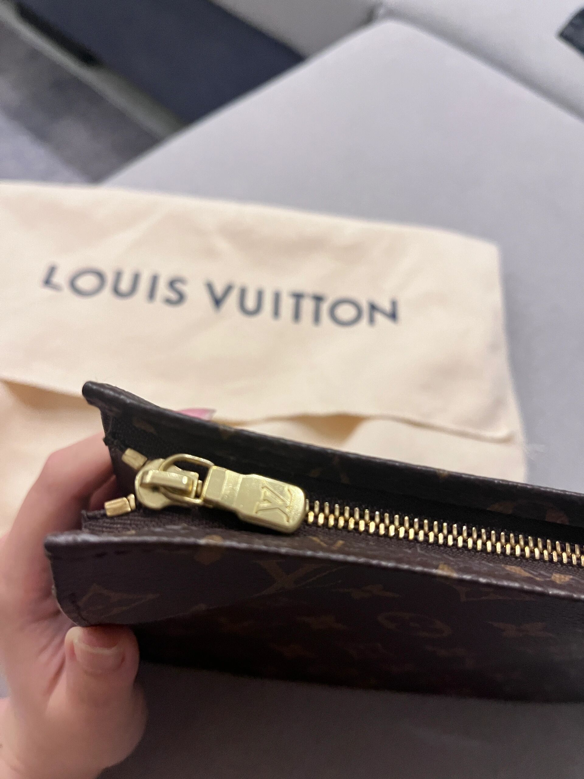 lv26号洗漱包图片