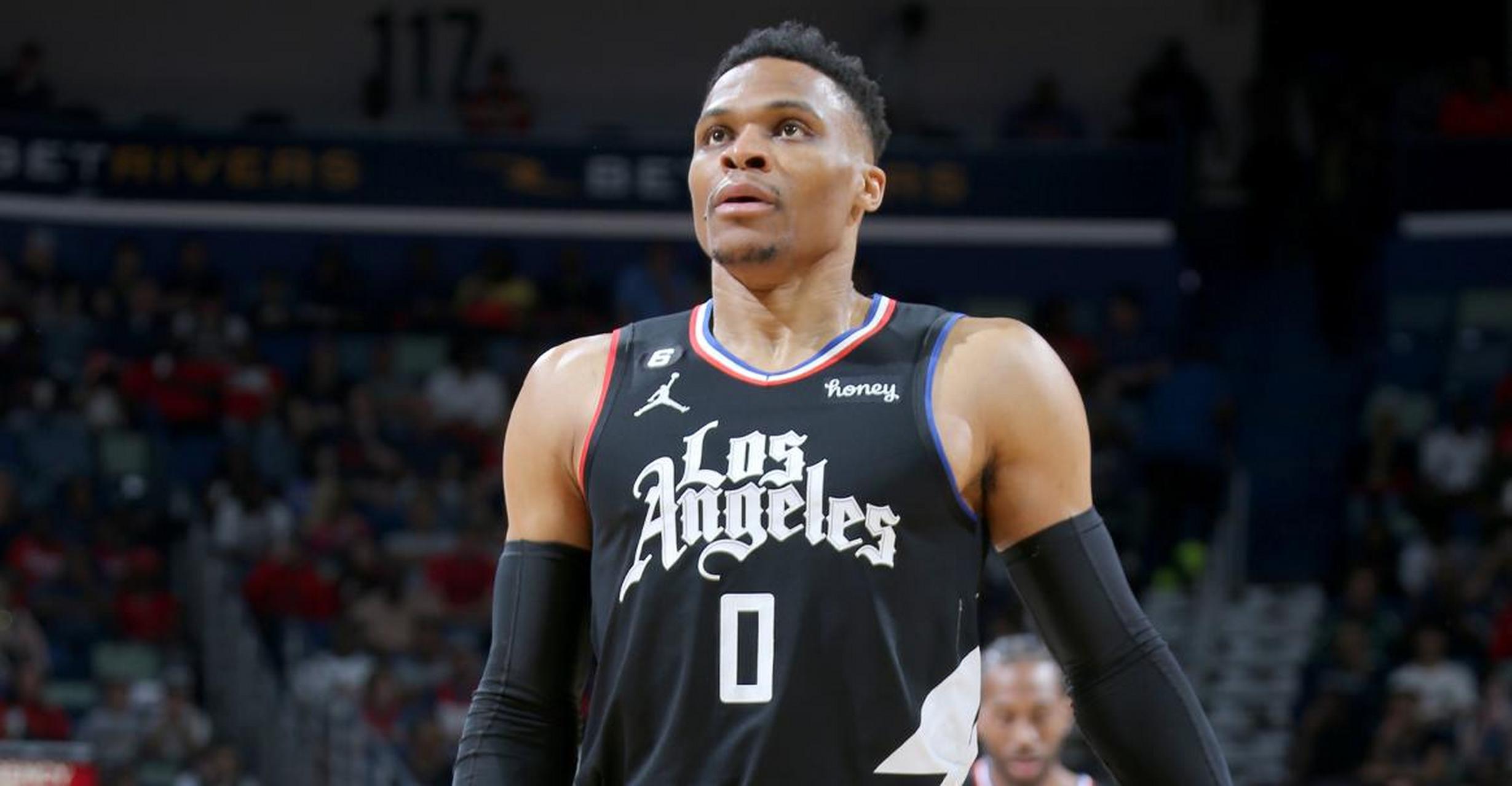 夏日生活打卡季快船与威斯布鲁克达成2年800万续约口头协议  北京时间