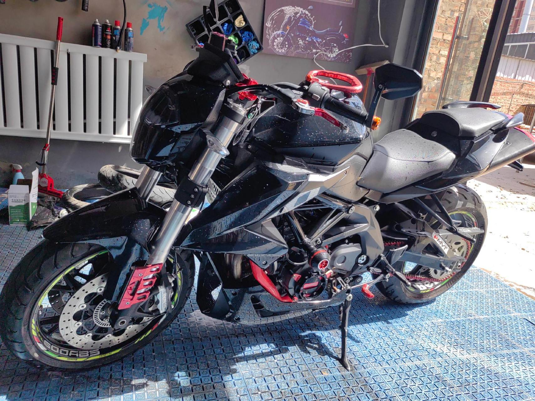 龙6,20款,改装了一万多.