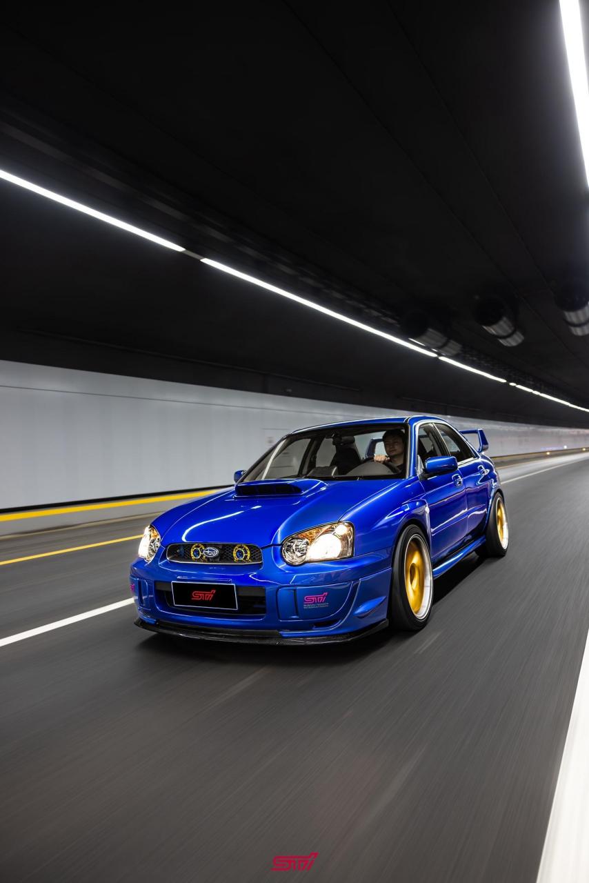 目前国内保有量个位数,这也是最后一代拉线油门的sti,也是斯巴鲁03