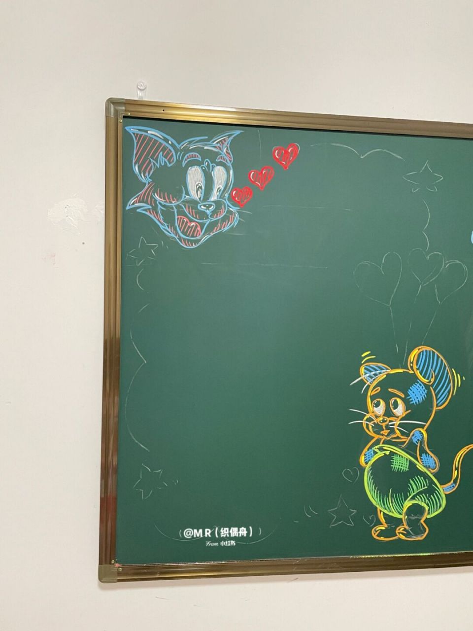 猫和老鼠边框素材啊  #画画的日常# #笔记灵感# #粉笔画# #黑板报素材
