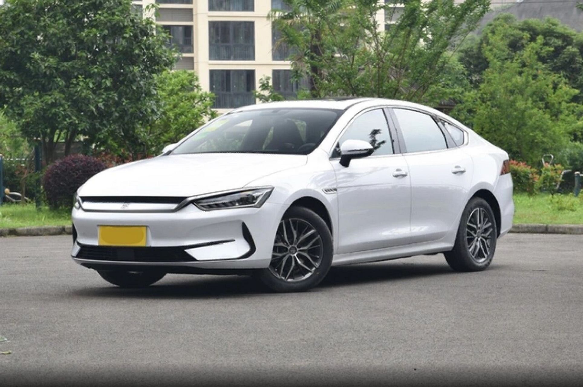 预算15万想买新能源,就看这3款,靠谱 第一款:秦plus ev 2021款 500km