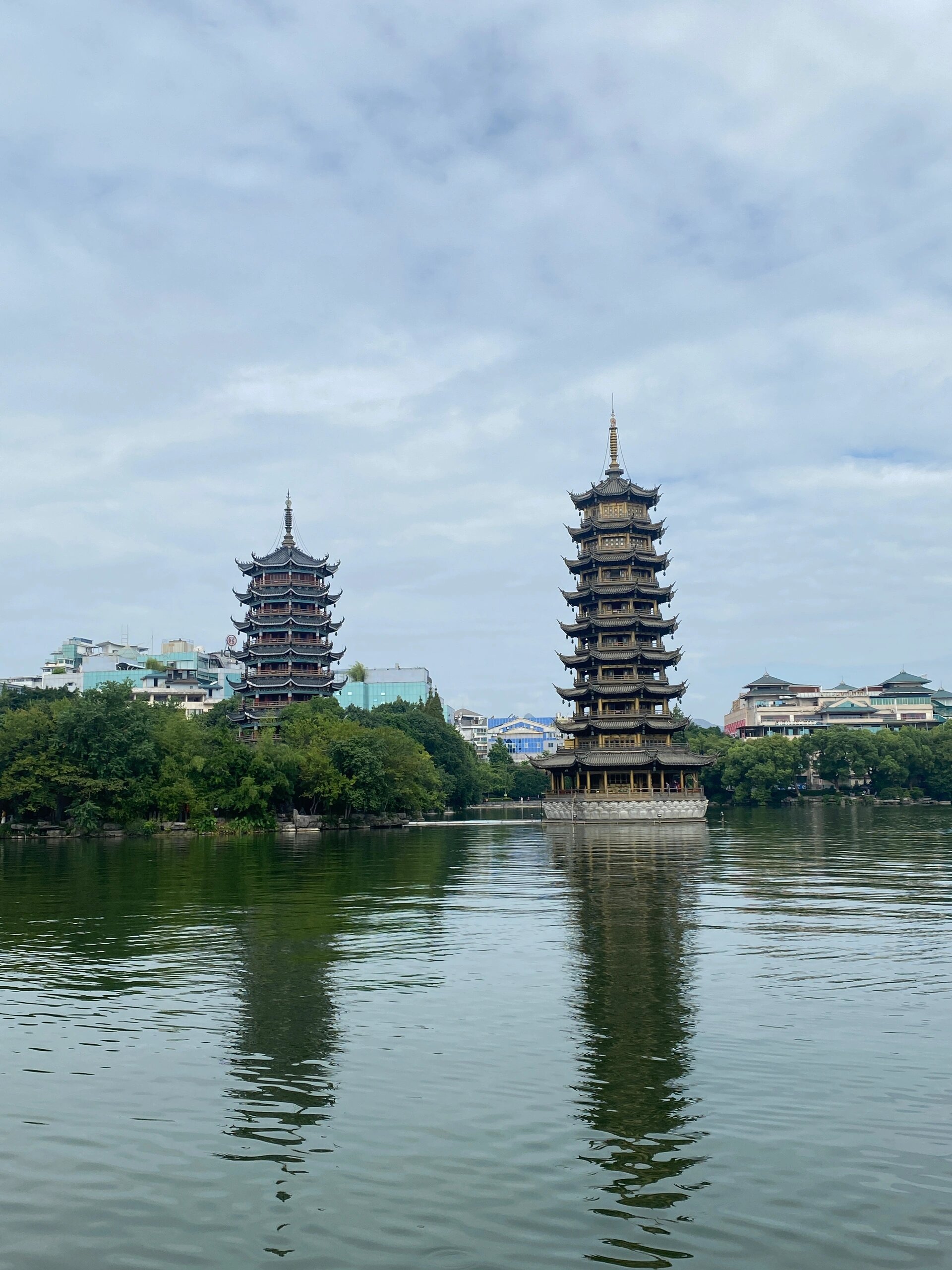 象鼻山小学课本图片