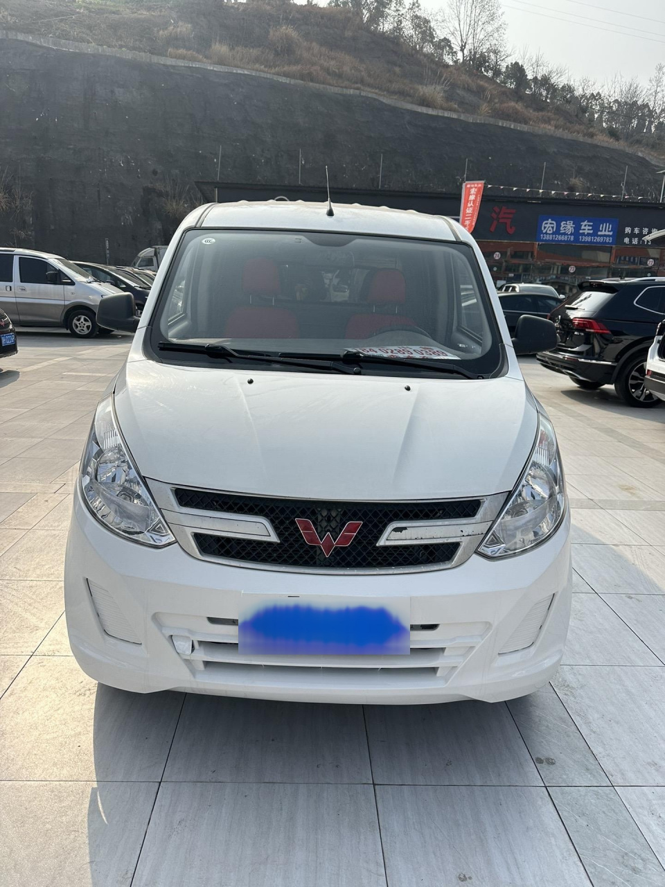 20年五菱宏光v 箱式面包车 能送货能拉货 个人一手车 3万多公里 1.