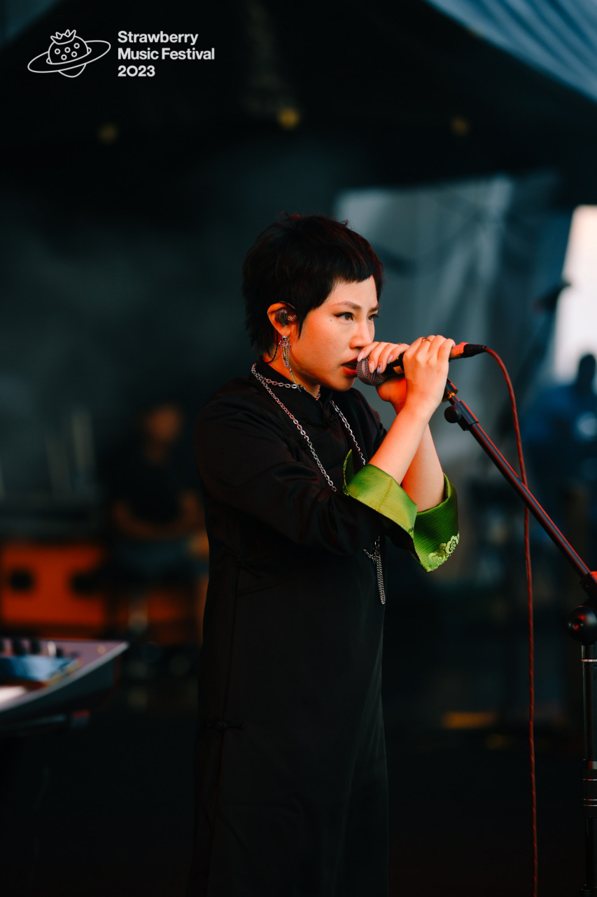 "京东健康·深圳#草莓音乐节#  与非门乐队即使沧海桑田,美好和相爱