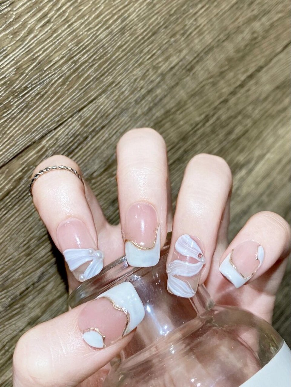 今天分享一款仙女必备款 小短甲也可以拥有芭蕾舞鞋美甲!