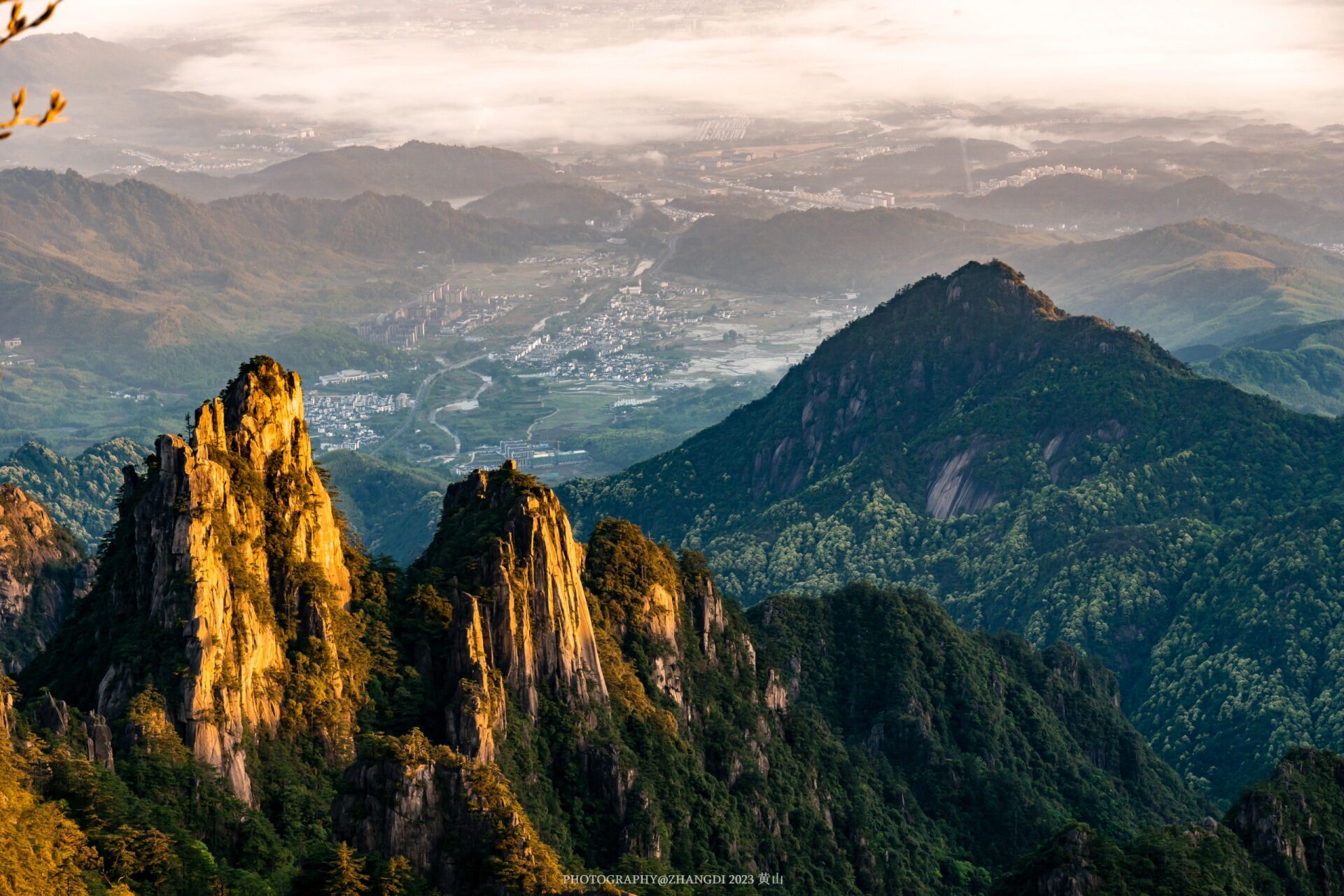4月30日黄山始信峰顶级朝霞日出93 91拍日出不一定非要去光明顶