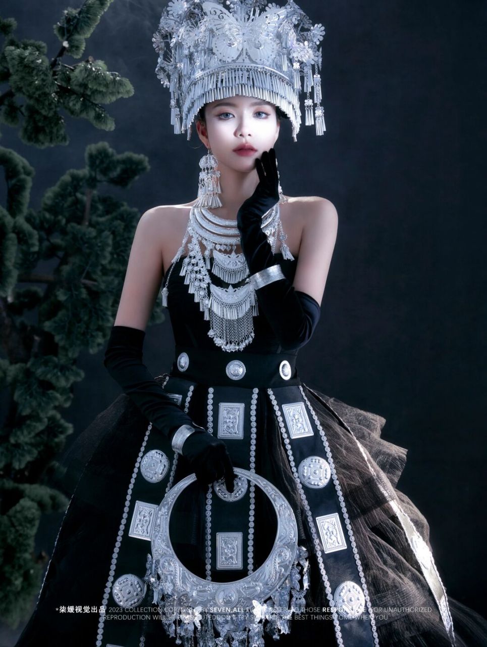 坐标:【成都】 想拍苗族写真:扣 - #成都写真推荐柒媛摄影# #成都写真