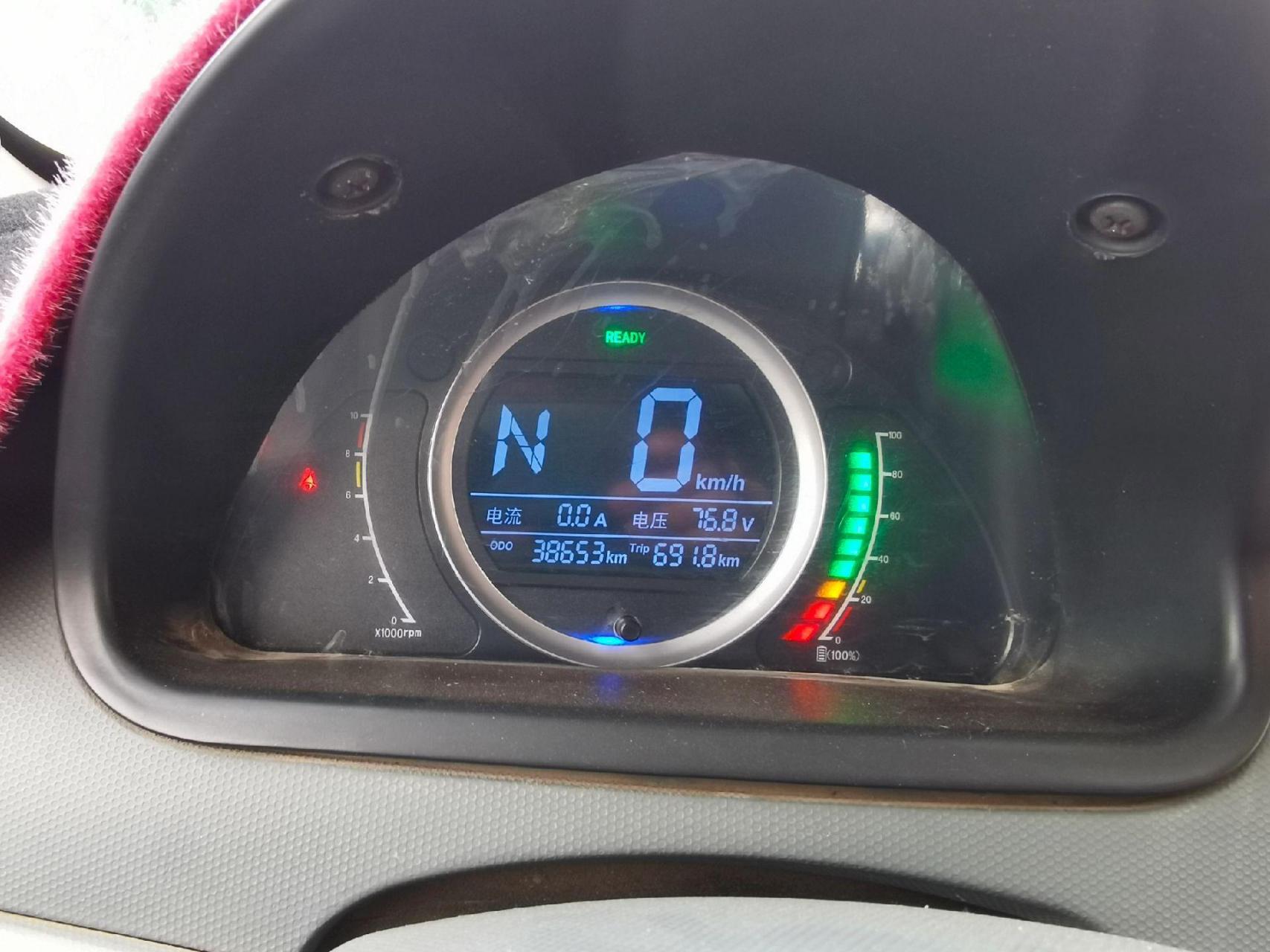 16年道爵电动车,6块72伏,车况特别好,现在电池能跑100里地,价格不高