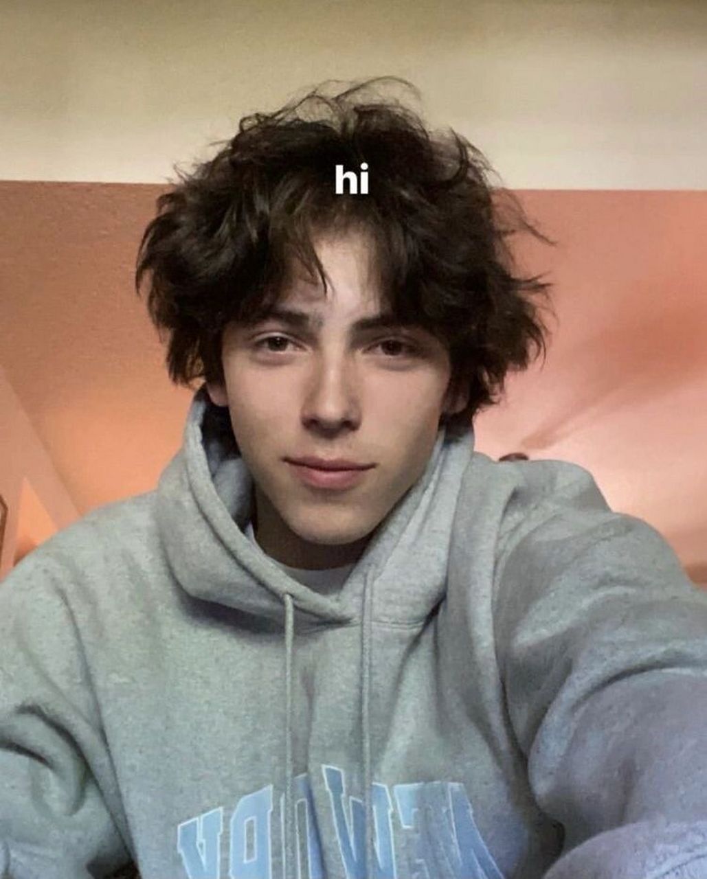 男生慵懒法式卷发 男生睡不醒发型 发型参考