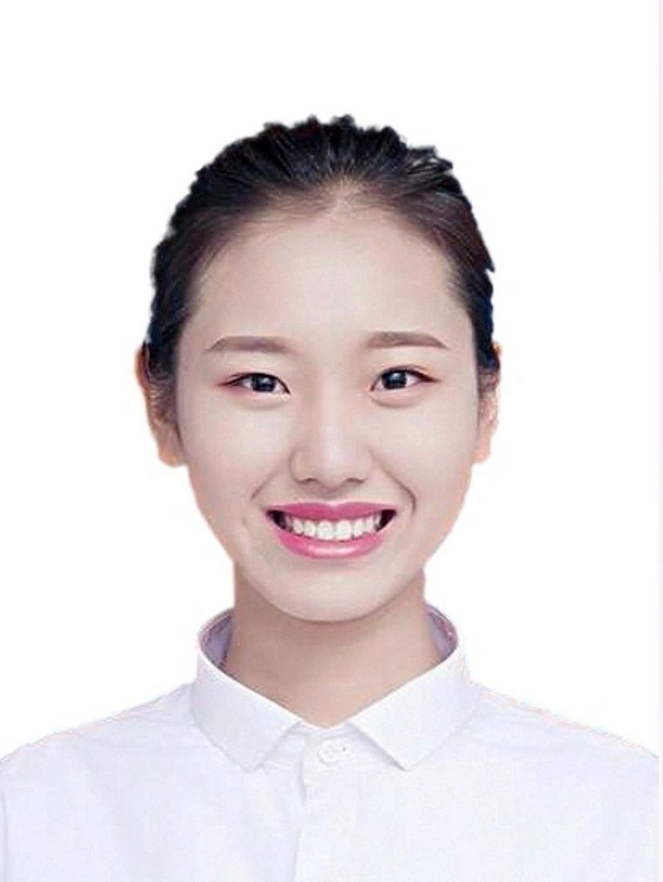 没有拍过白底证件照,就自己p了一下,白底证件照穿白衬衣可以吗?