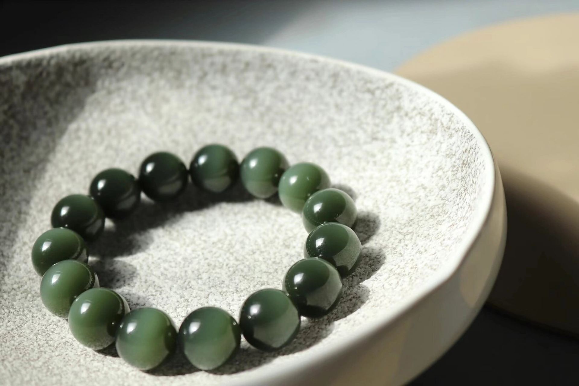 碧玉黑猫眼 和田玉碧玉【黑猫眼61手串】 臻品--老坑碧玉猫眼,冰底