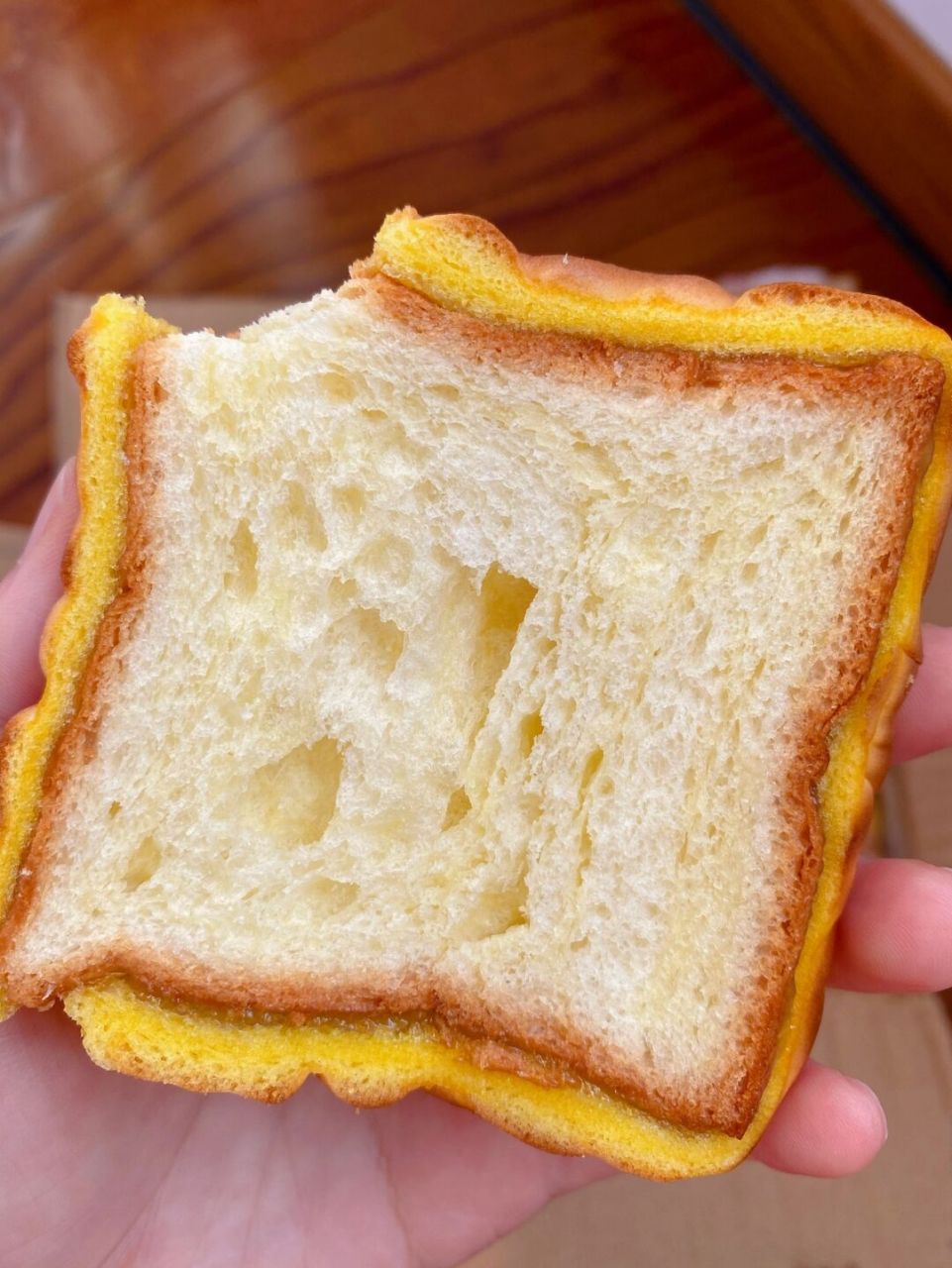 有没有不爱吃吐司边边的姐妹 这虎皮吐司虎皮吃完还有沙拉夹心 抹点