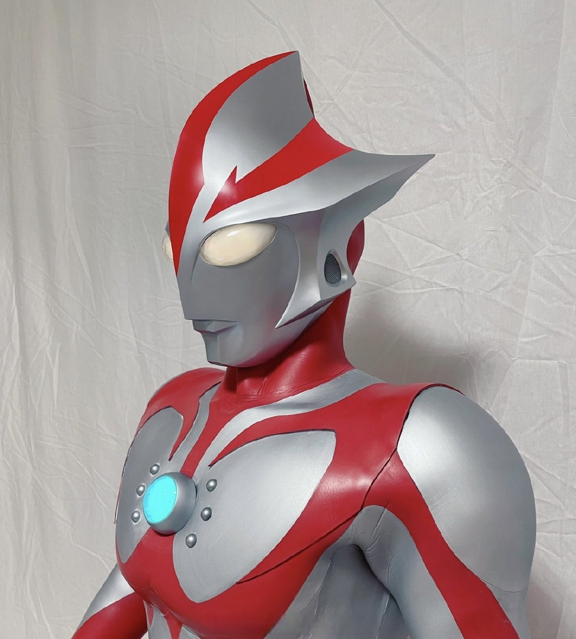 奥特曼#侧颜 · by キリコ