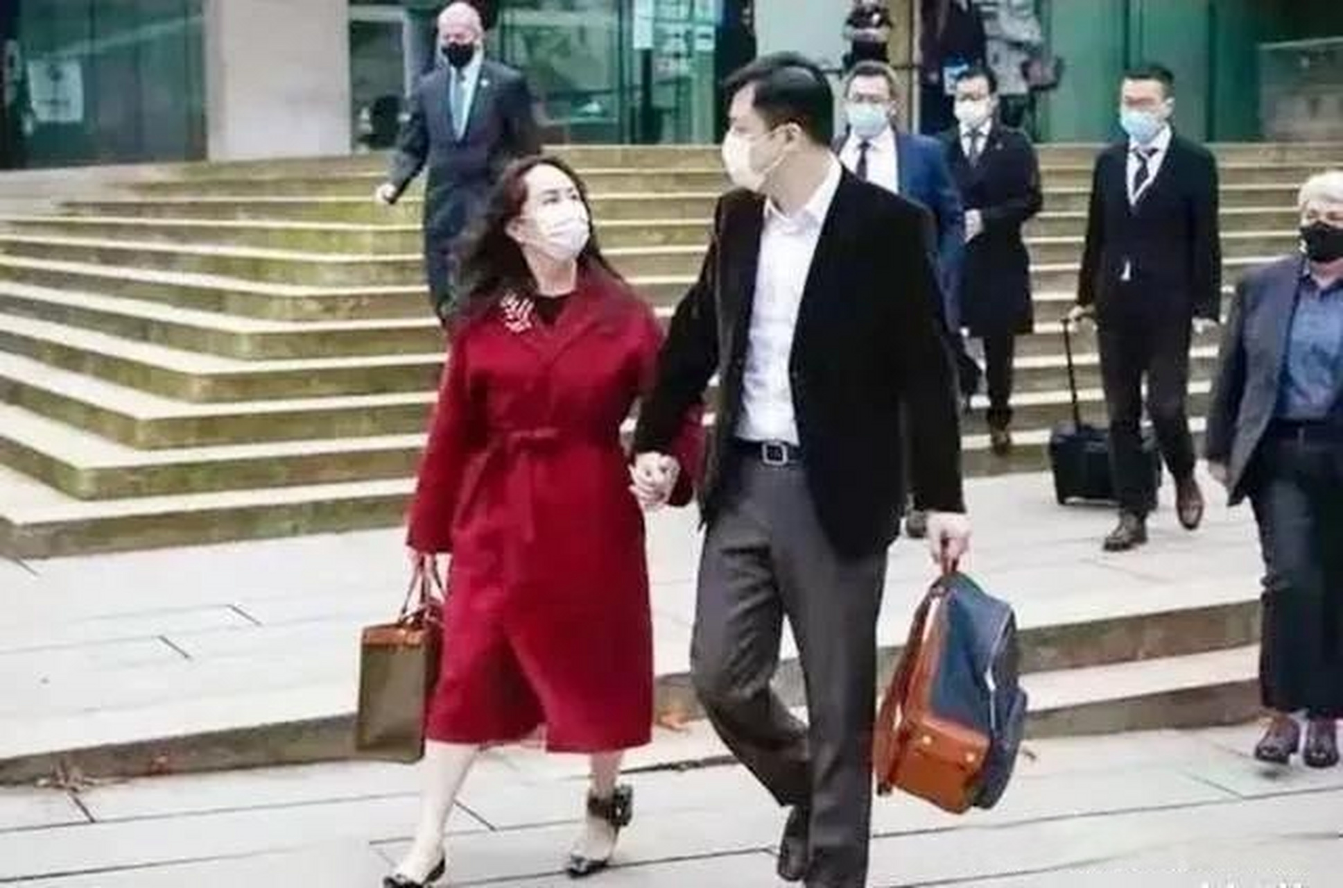 孟晚舟有几个孩子,孟晚舟几个孩子叫什么名字 孟晚舟有几个孩子,孟晚舟几个孩子叫什么名字