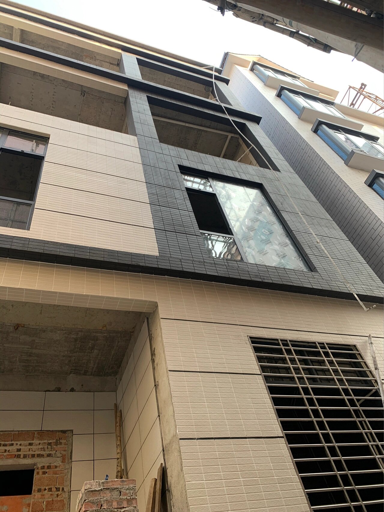 谁说农村自建房用纸皮砖很土?