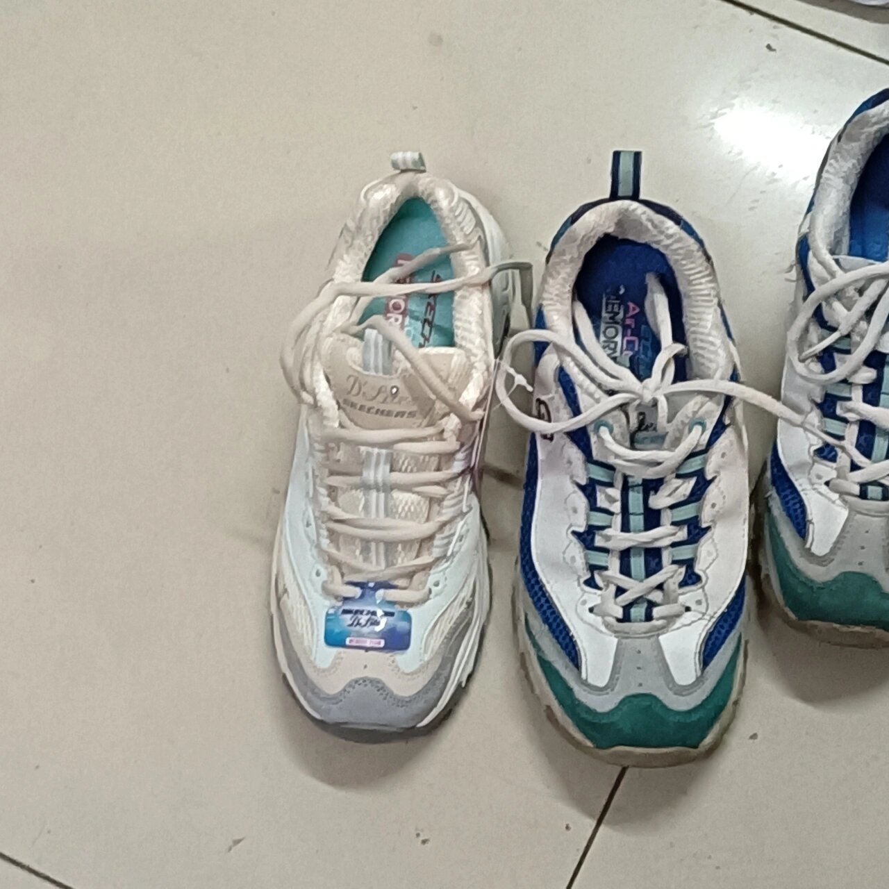 我说怎么新鞋这么紧 大宽脚的痛,旧鞋子比新鞋子宽这么多