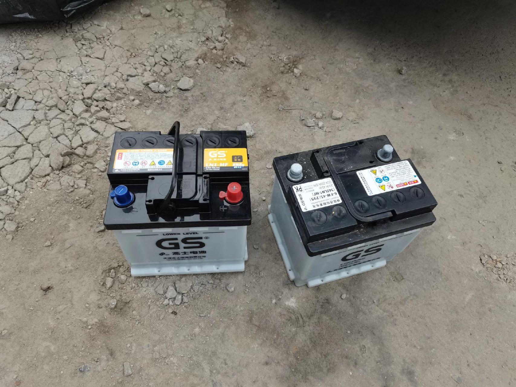 卡罗拉双擎更换原厂gs小电瓶,也叫辅助的电瓶