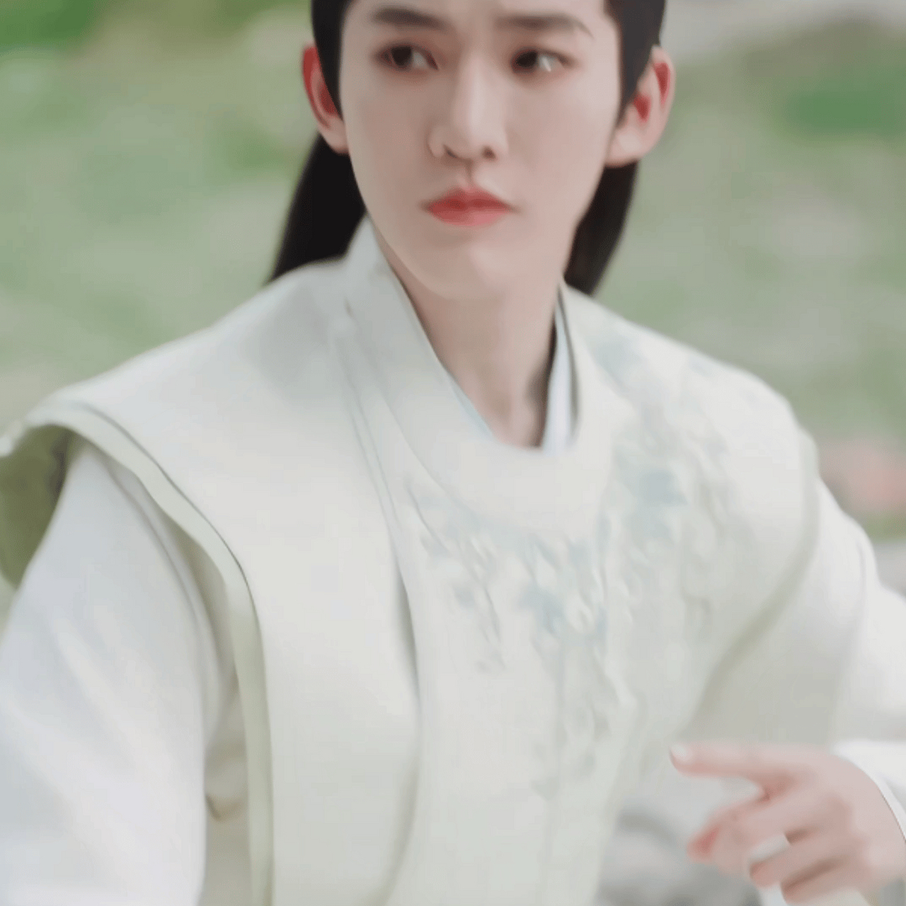 涂山璟也是实惨,吃了有个被母亲硬塞过来的未婚妻的亏.