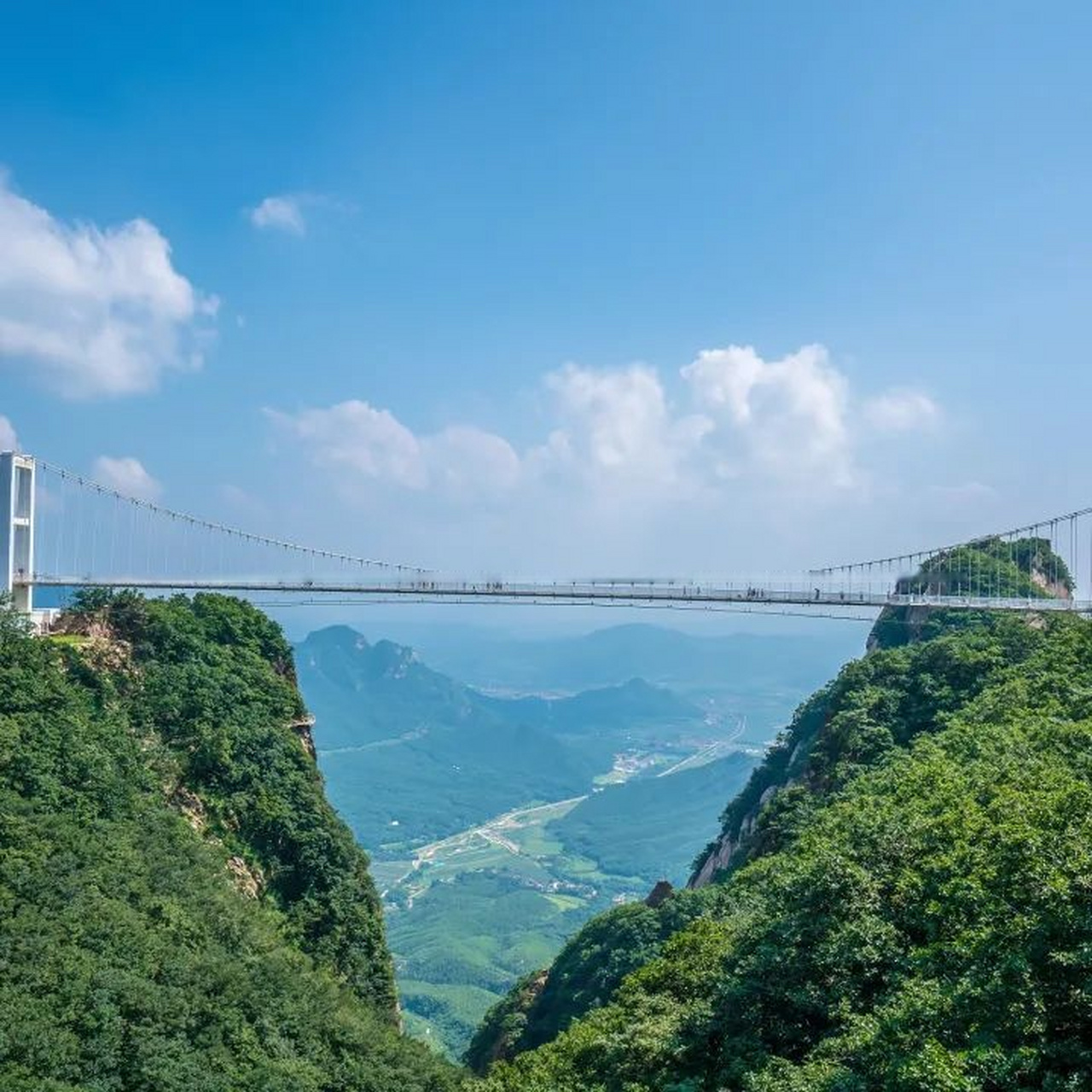 貫徹二十大遼寧在行動# 丹東鳳凰山位於遼寧省鳳城市,由東山和西閃澆