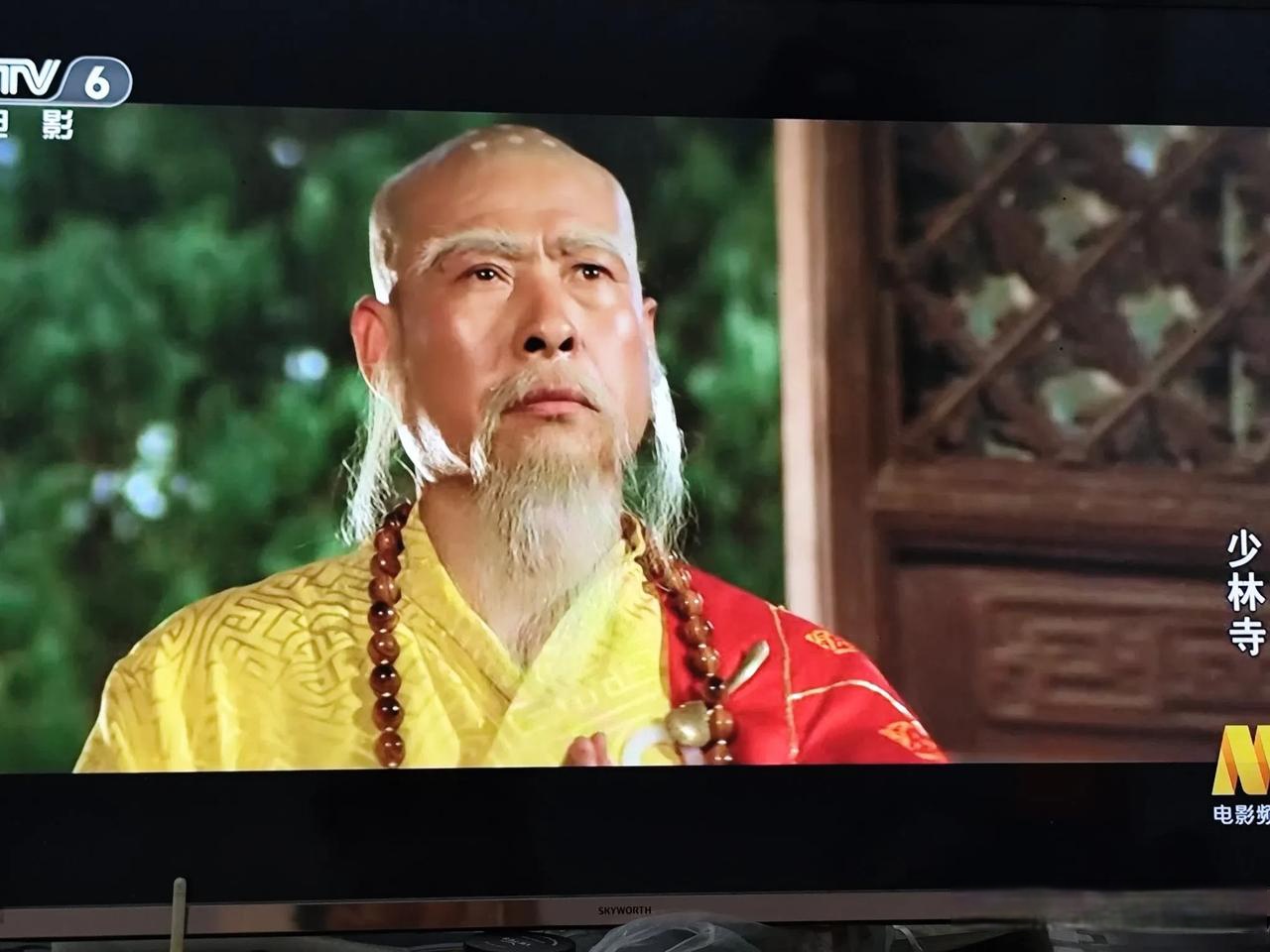 前天晚上,我在电视看了电影《少林寺》