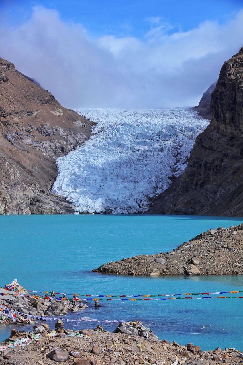 曲登尼玛冰川|最美冰川湖·自驾及徒步路书 07曲登尼玛冰川位于岗巴