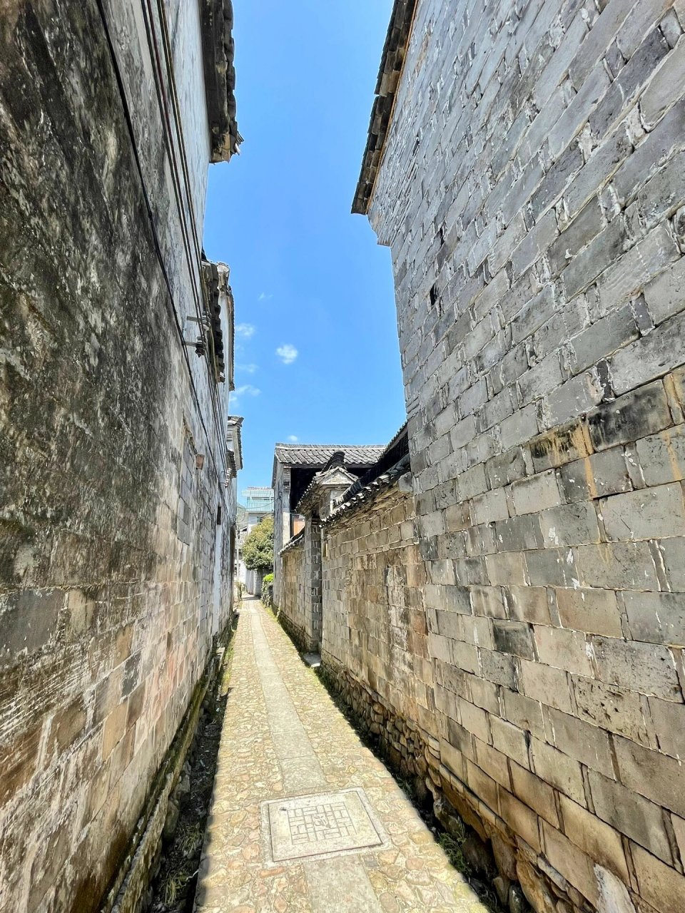 磐安 大皿村 村子不大,人口不少,充满生活气息,没有什么商业性,淳朴