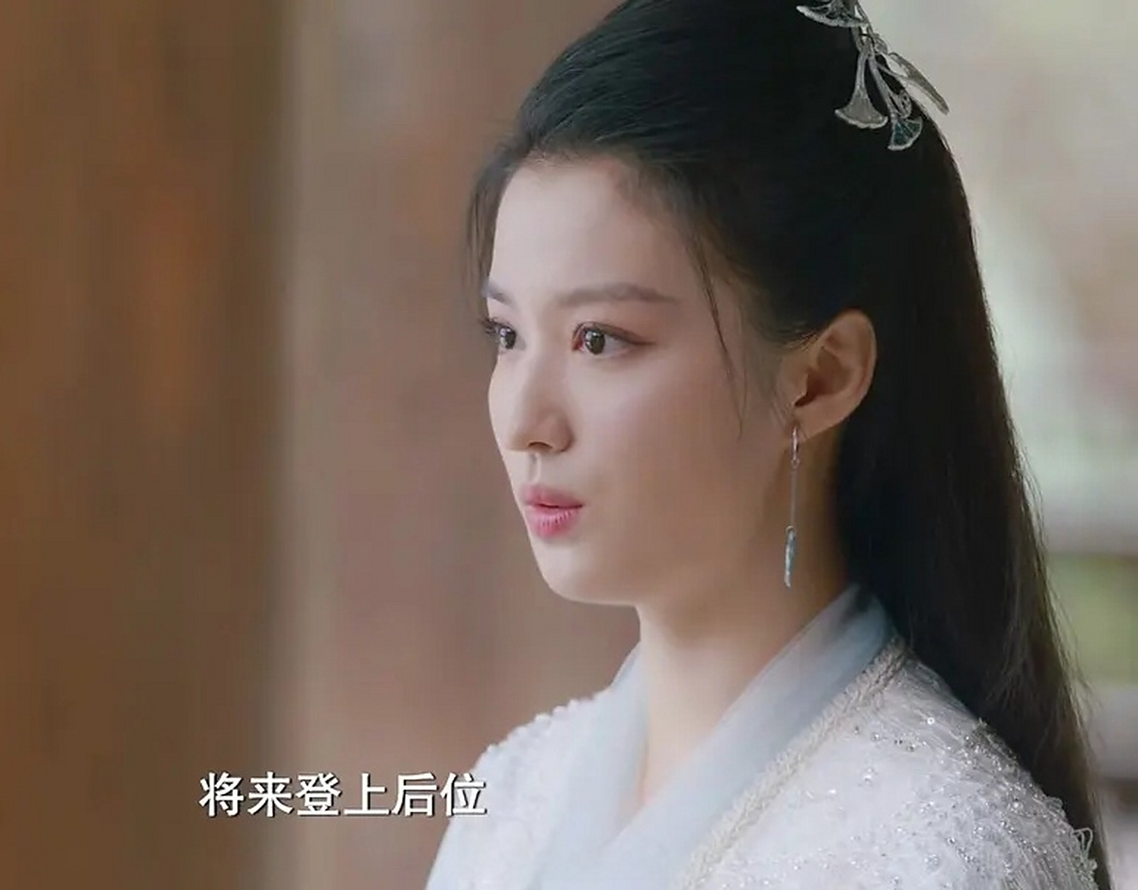 张开宙有点东西,王楚然在清平乐里和玉骨遥里仿佛不是一个人.