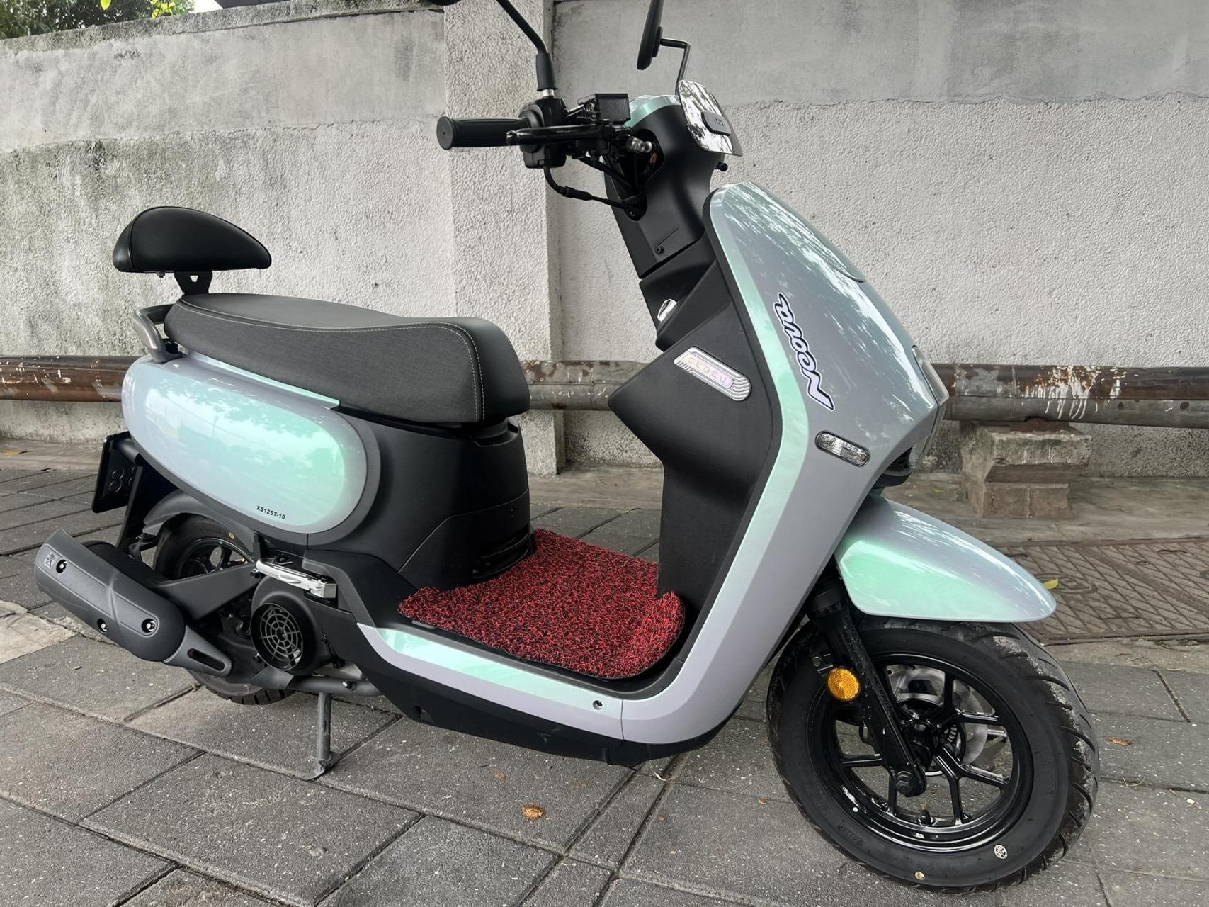 24年3月上牌三阳蜂鸟125,无钥匙启动无,带abs,新车一台1千多公里,必须