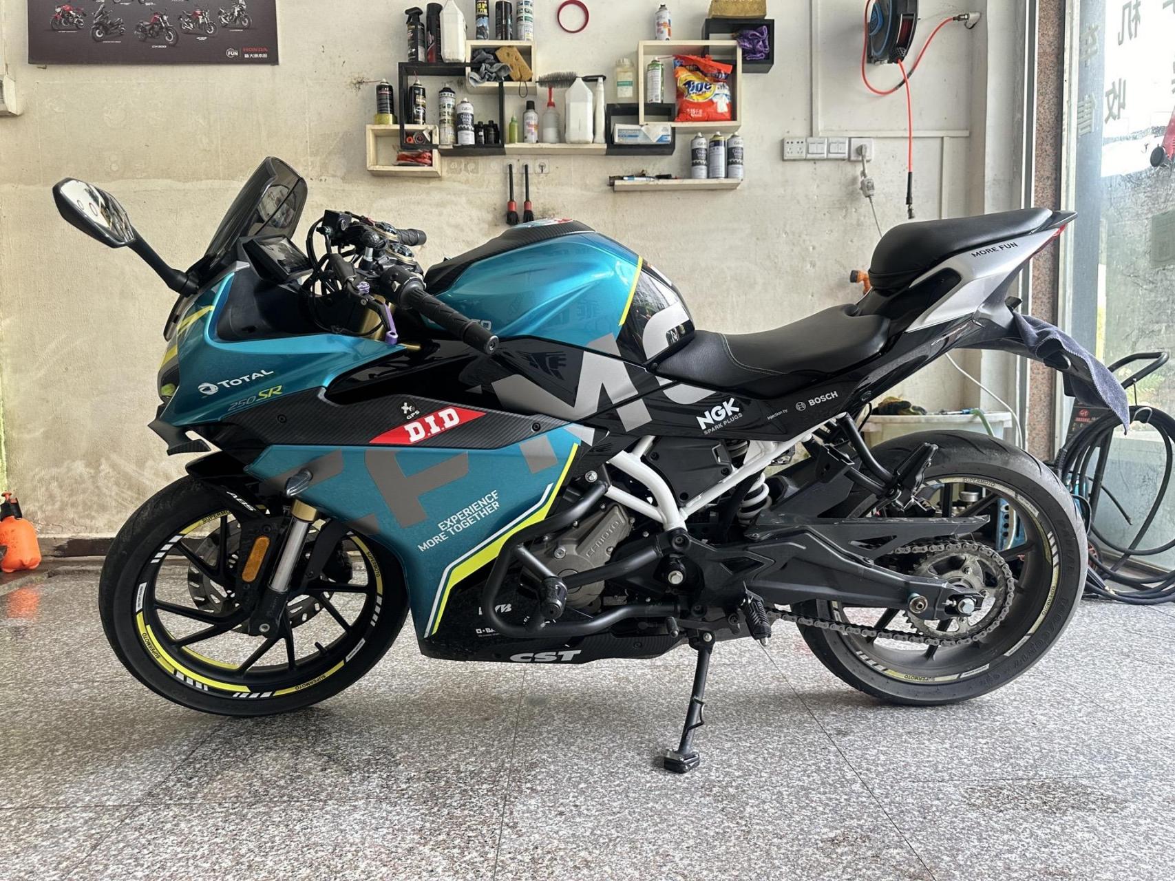 春风sr250赛道版