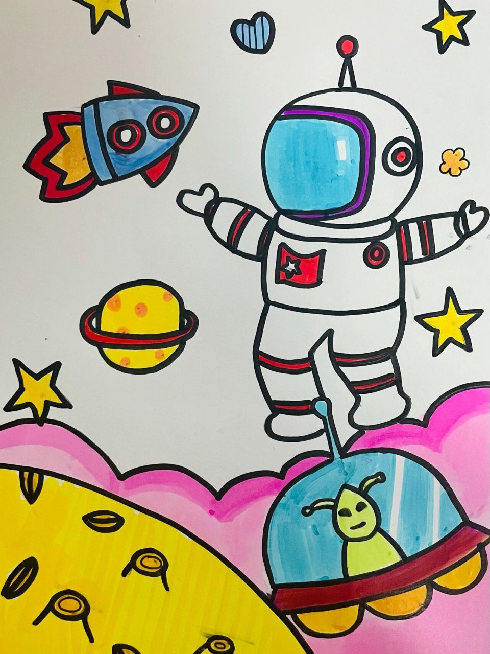 小学生画太空人飞宇宙图片