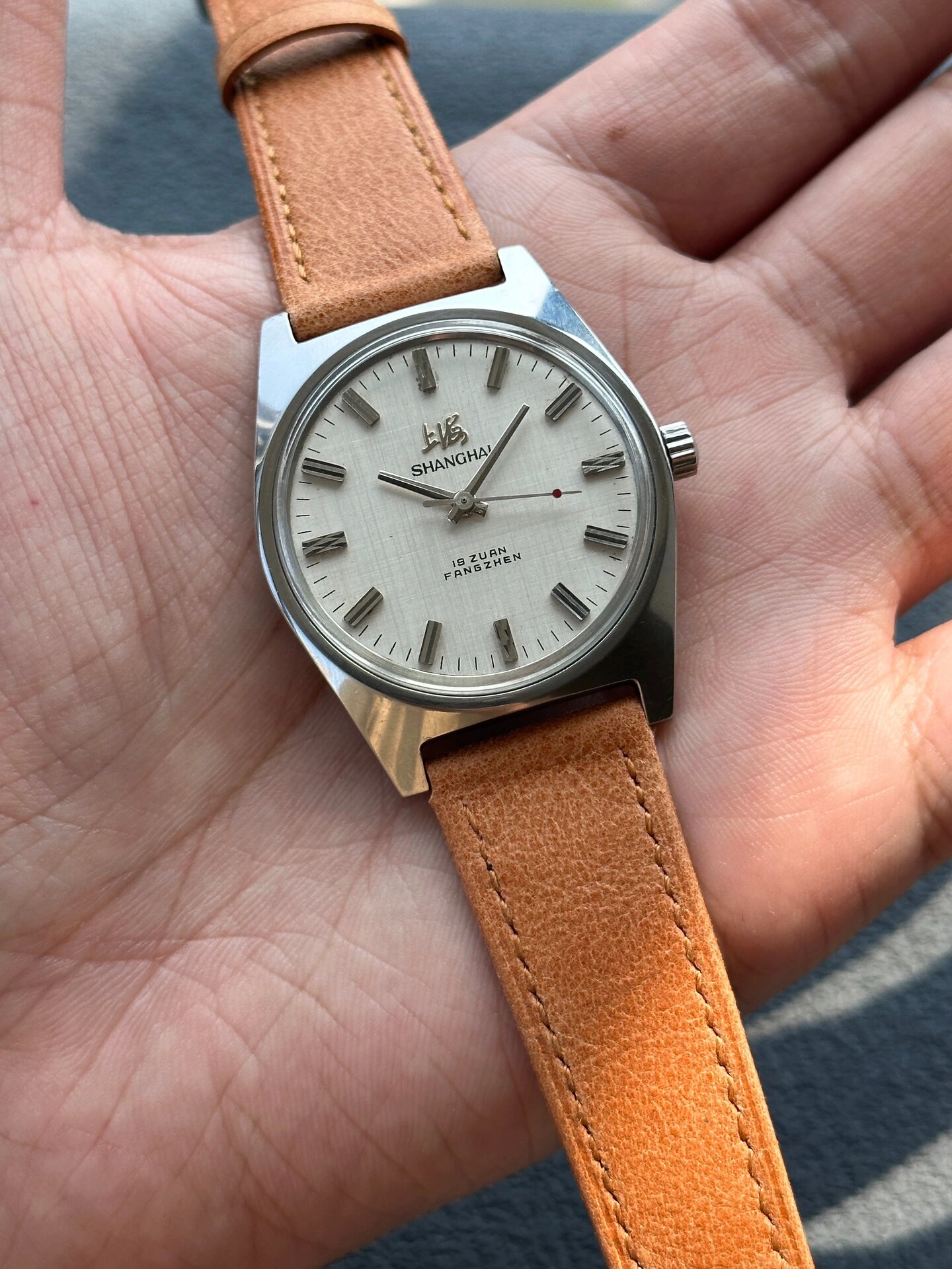 上海手表7120型手动机械表(布纹) 上海7120布纹盘 表头全原装,表带后