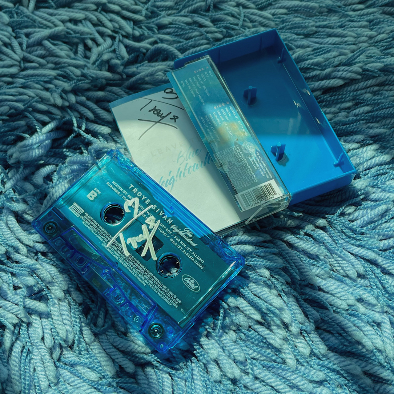 autograph - blue neighbourhood磁带签97 很可爱的to签06 可以