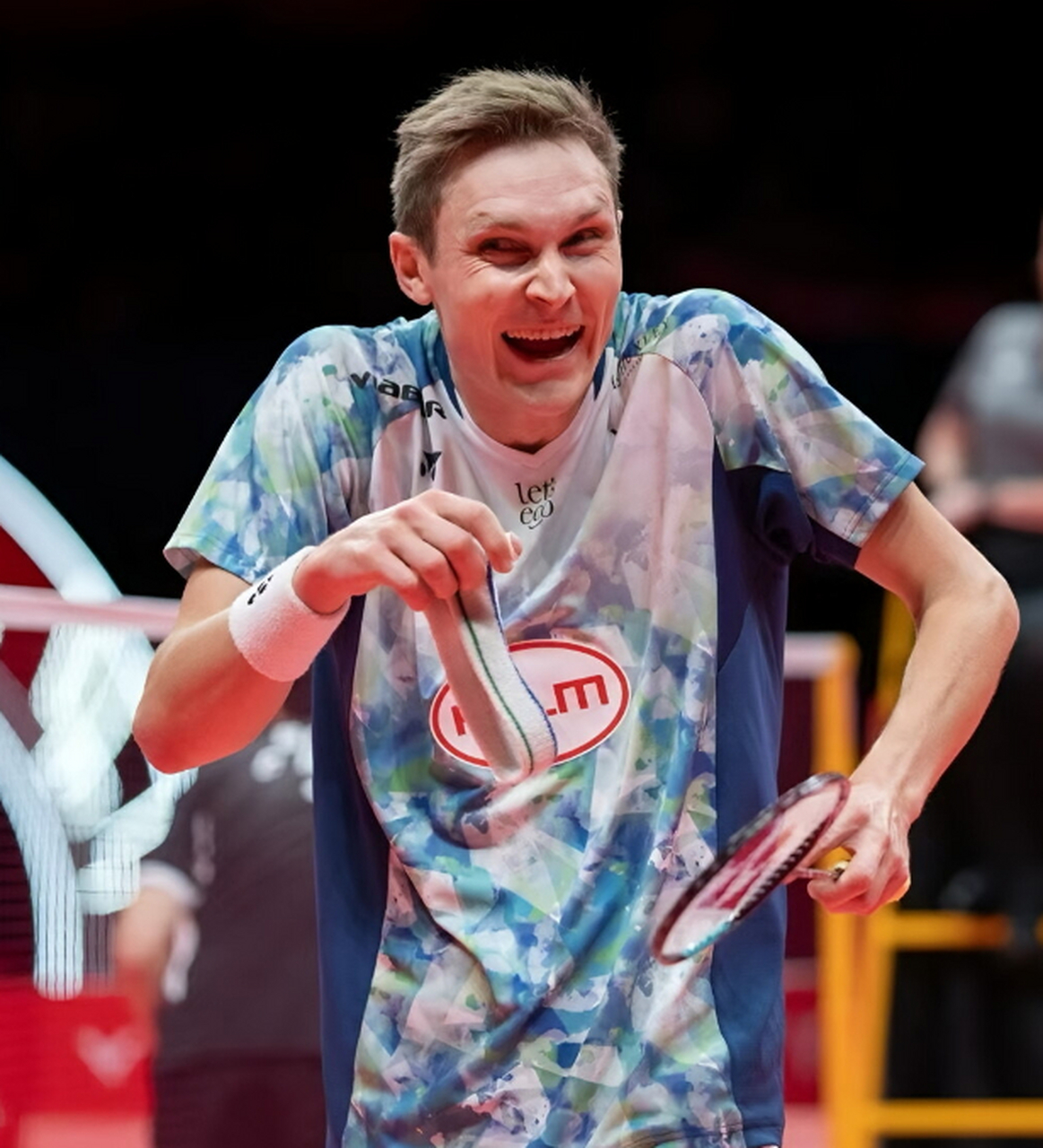 杨晨大神##羽毛球#  安赛龙的表情包真的是白看不腻  #安赛龙